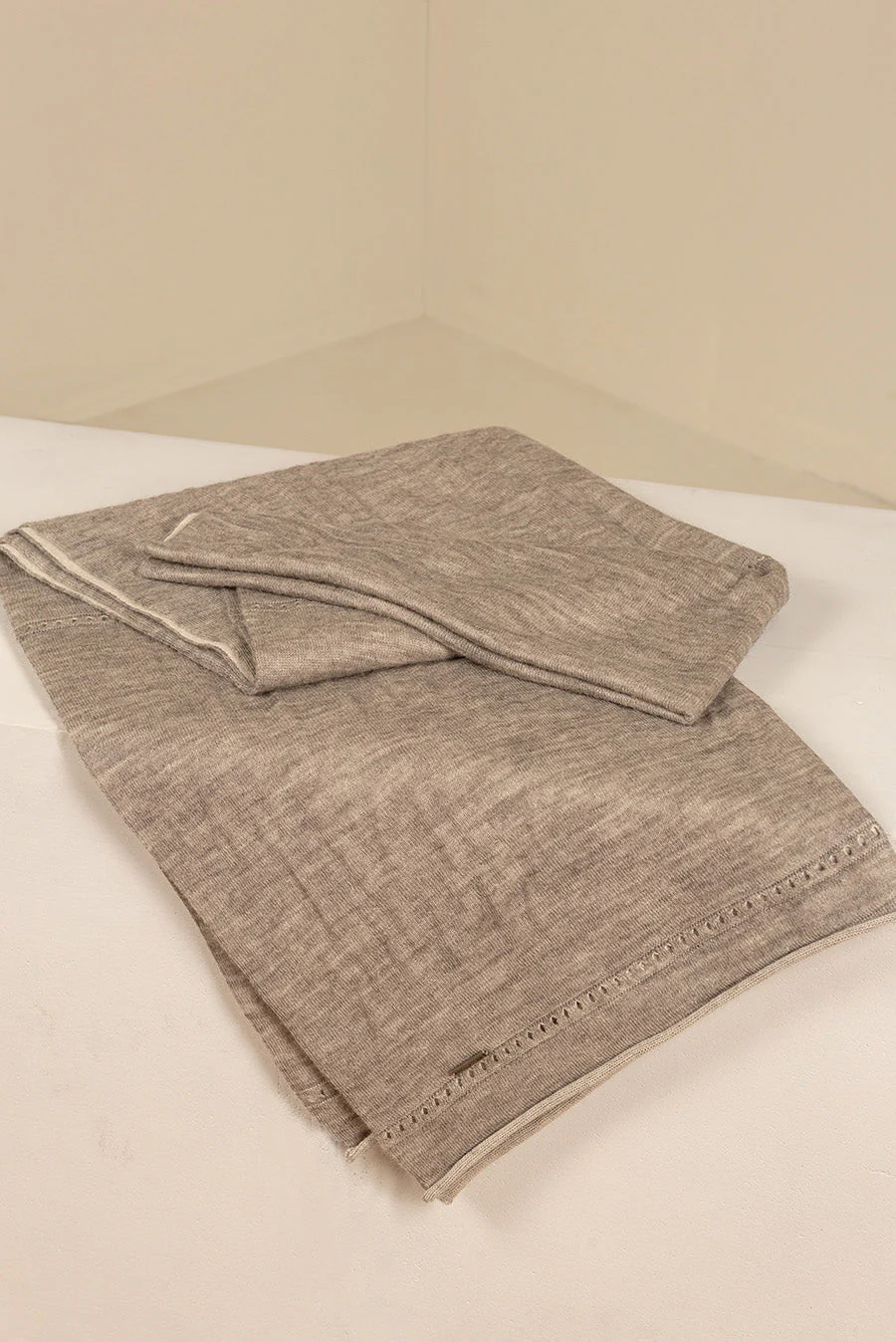 Uggia Shawl Cotton & Baby Alpaca Color Thunder - Image 4