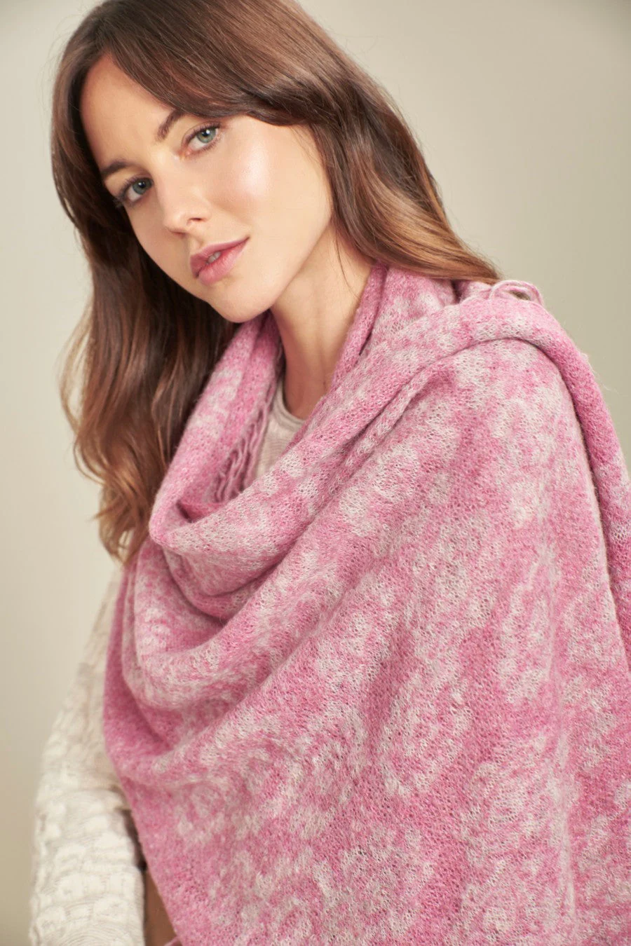 Ulsa Shawl Baby Alpaca Color Damask & Luna