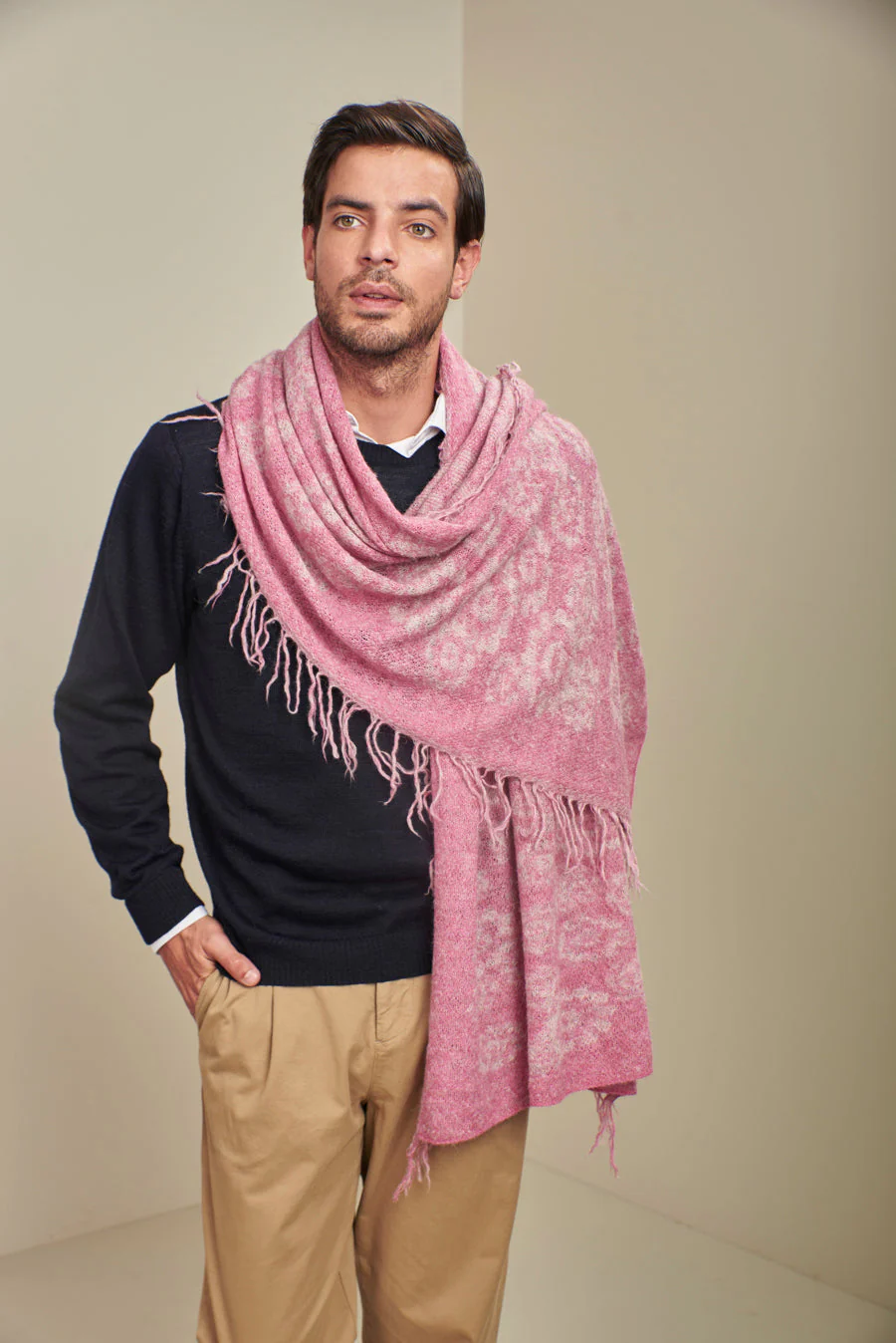 Ulsa Shawl Baby Alpaca Color Damask & Luna - Image 5