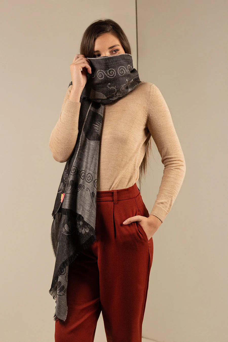Unwrap Shawl Baby Alpaca Color Black