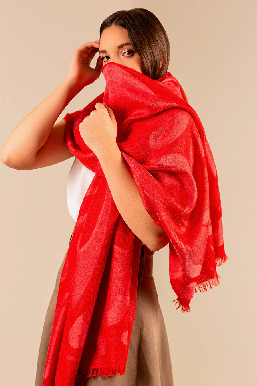 Urday Shawl Baby Alpaca Color Red