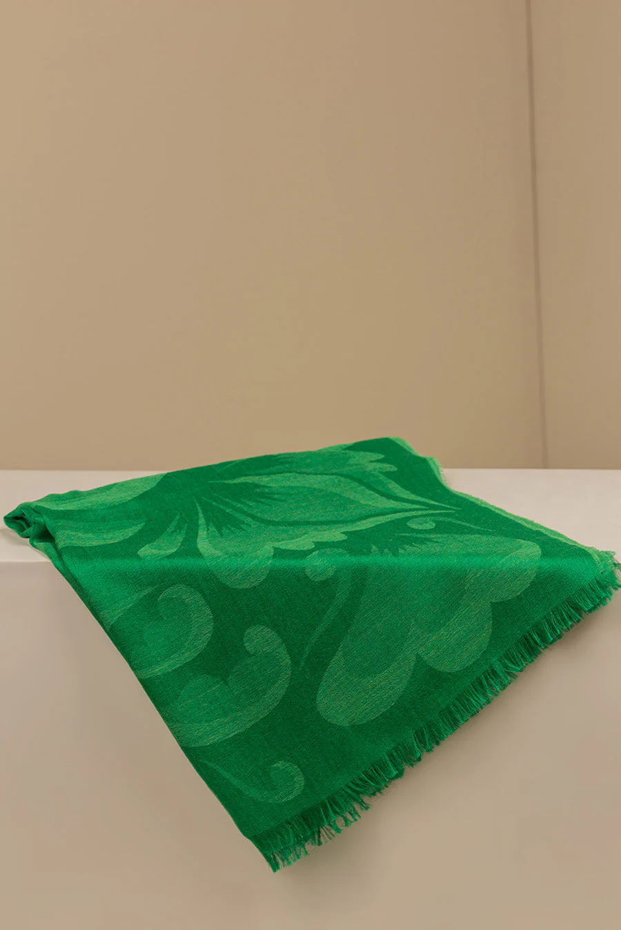 Urday Shawl Baby Alpaca Color Verde - Image 3