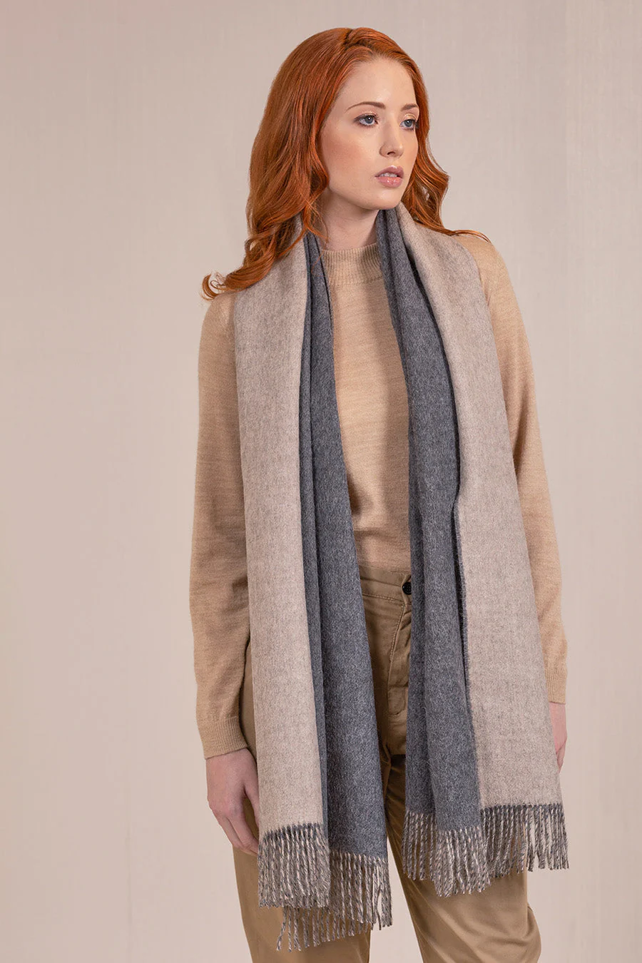 Valenzuela Shawl Baby Alpaca Color Grey Medio& Beige