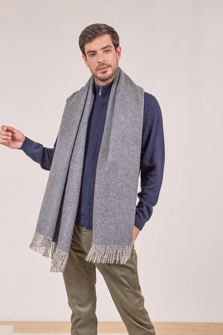 Valenzuela Shawl Baby Alpaca Color Grey Medio& Beige - Image 4
