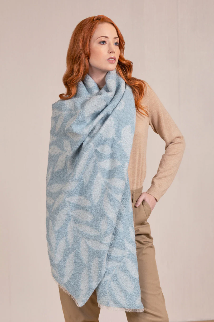 Venegas Shawl Baby Alpaca Color Beige
