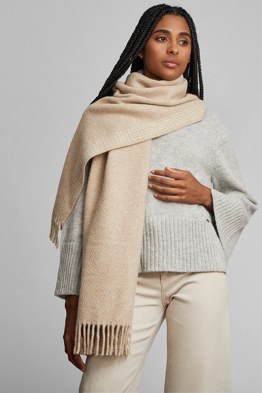 Wessel Shawl Baby Alpaca Color Beige