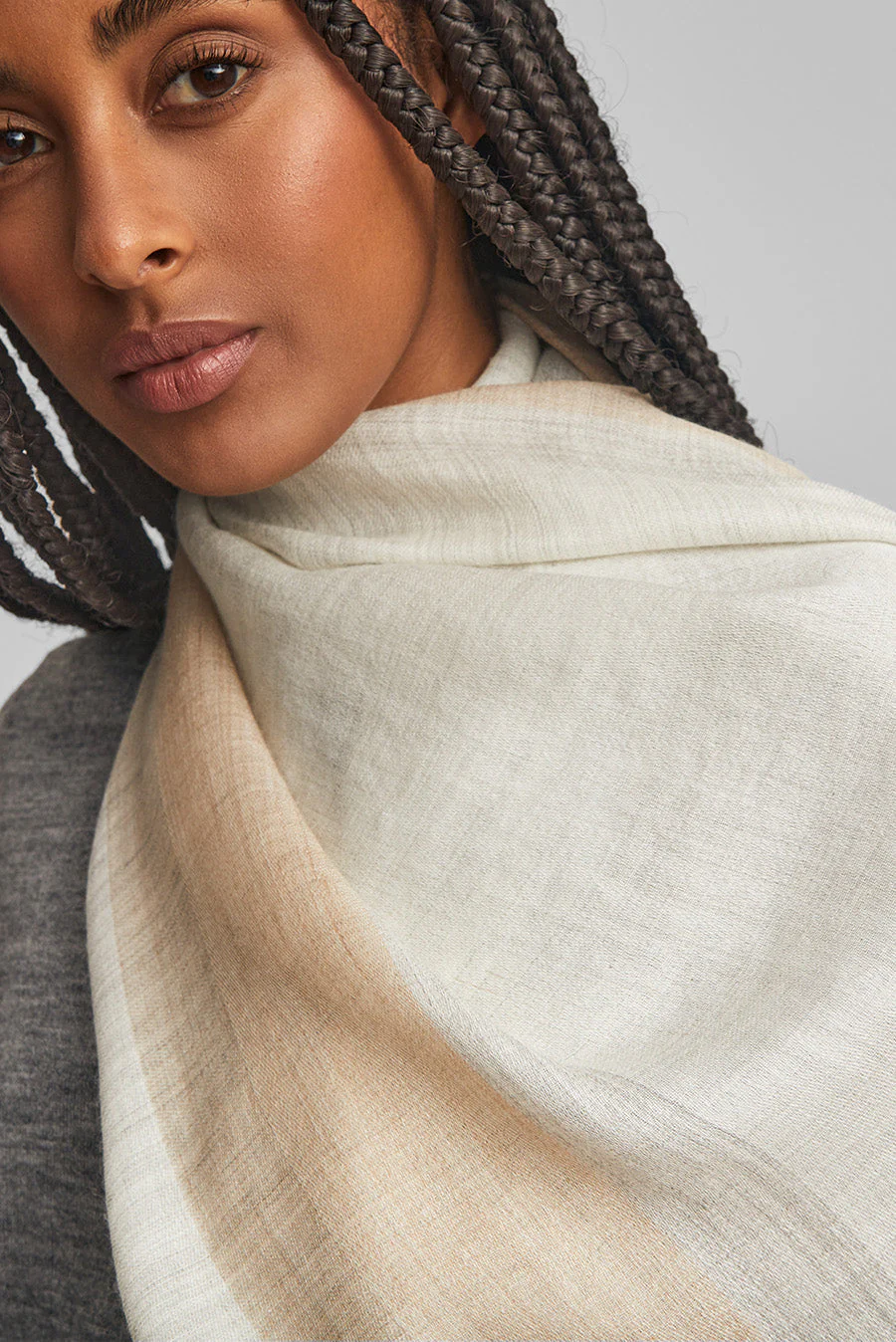 Wicht Shawl Baby Alpaca Color Ecu - Image 3