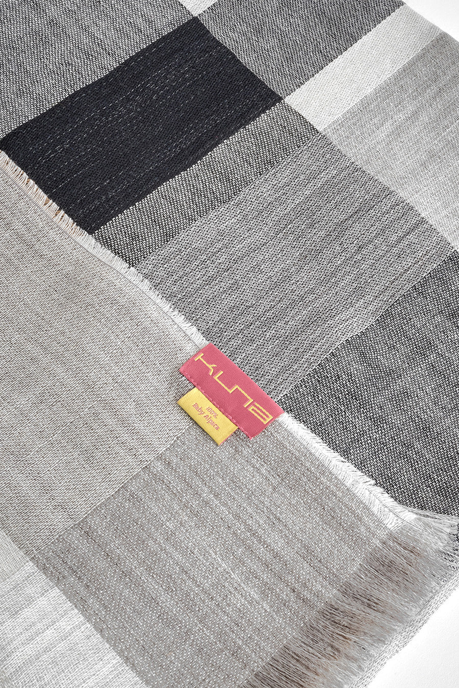 Wilaya Shawl Baby Alpaca Color Grey - Image 4