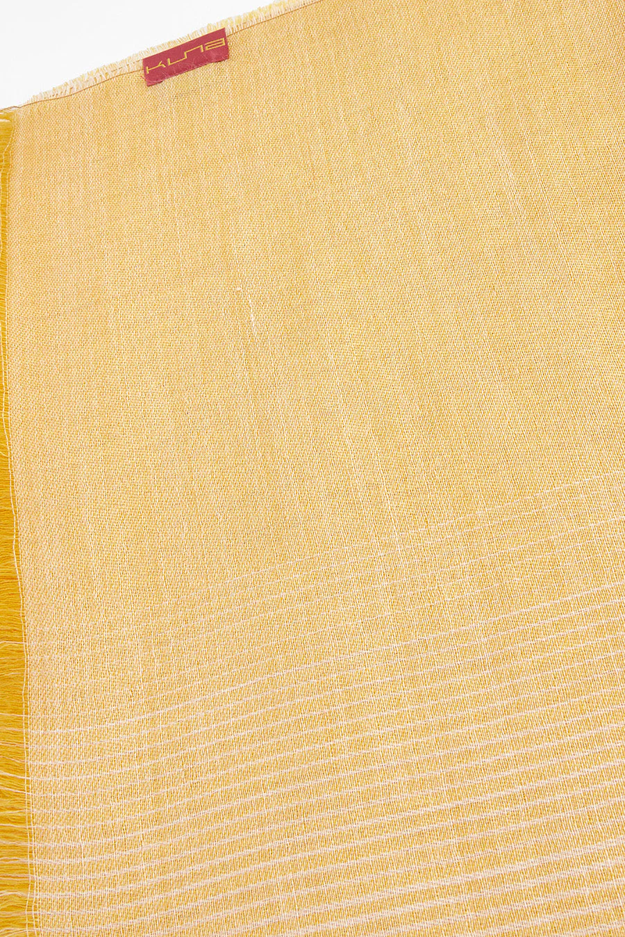 Wilco Shawl Baby Alpaca Color Amarillo - Image 4