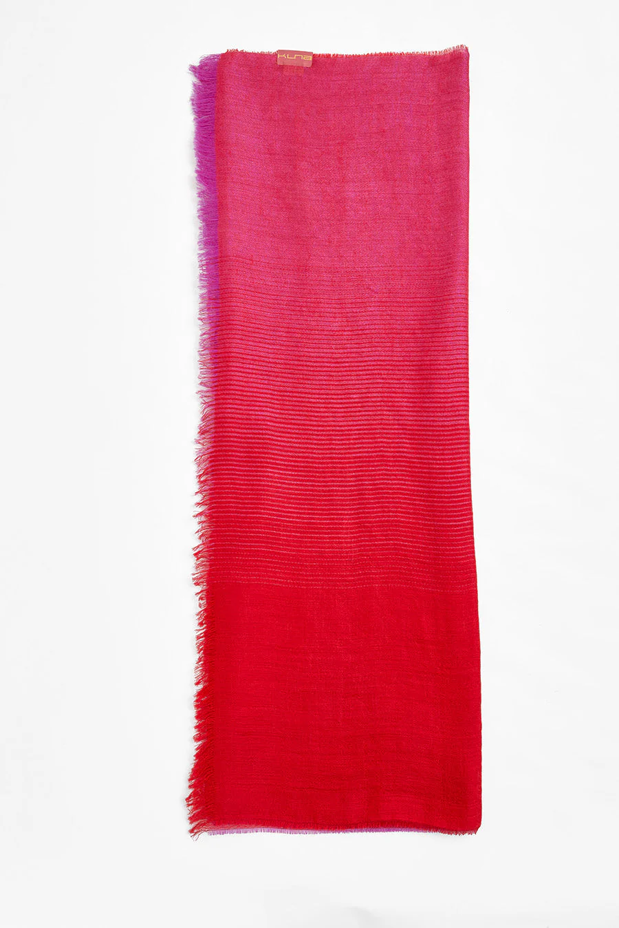 Wilco Shawl Baby Alpaca Color Fucsia - Image 2
