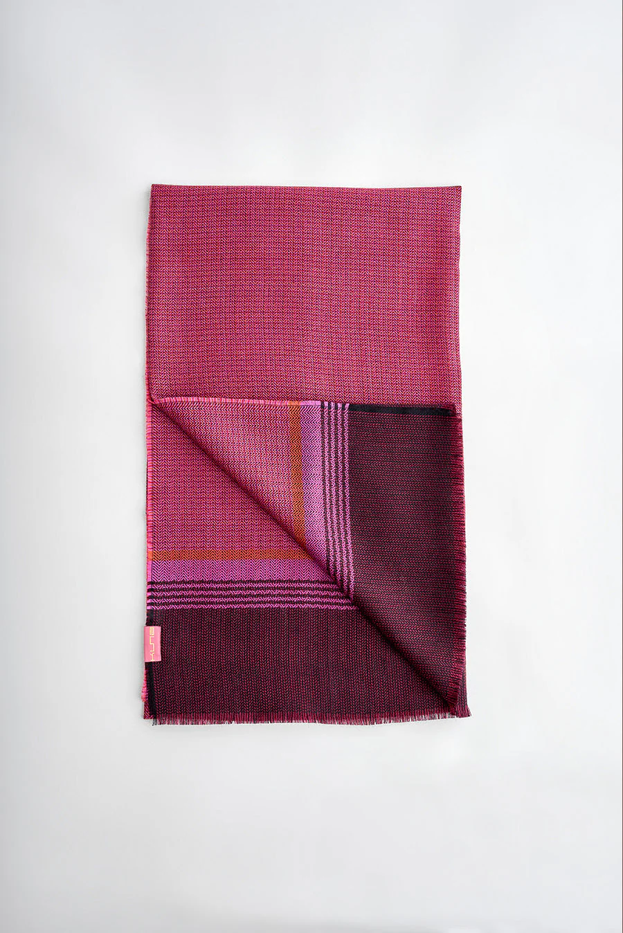 Woi Shawl Baby Alpaca Color Guinda - Image 2