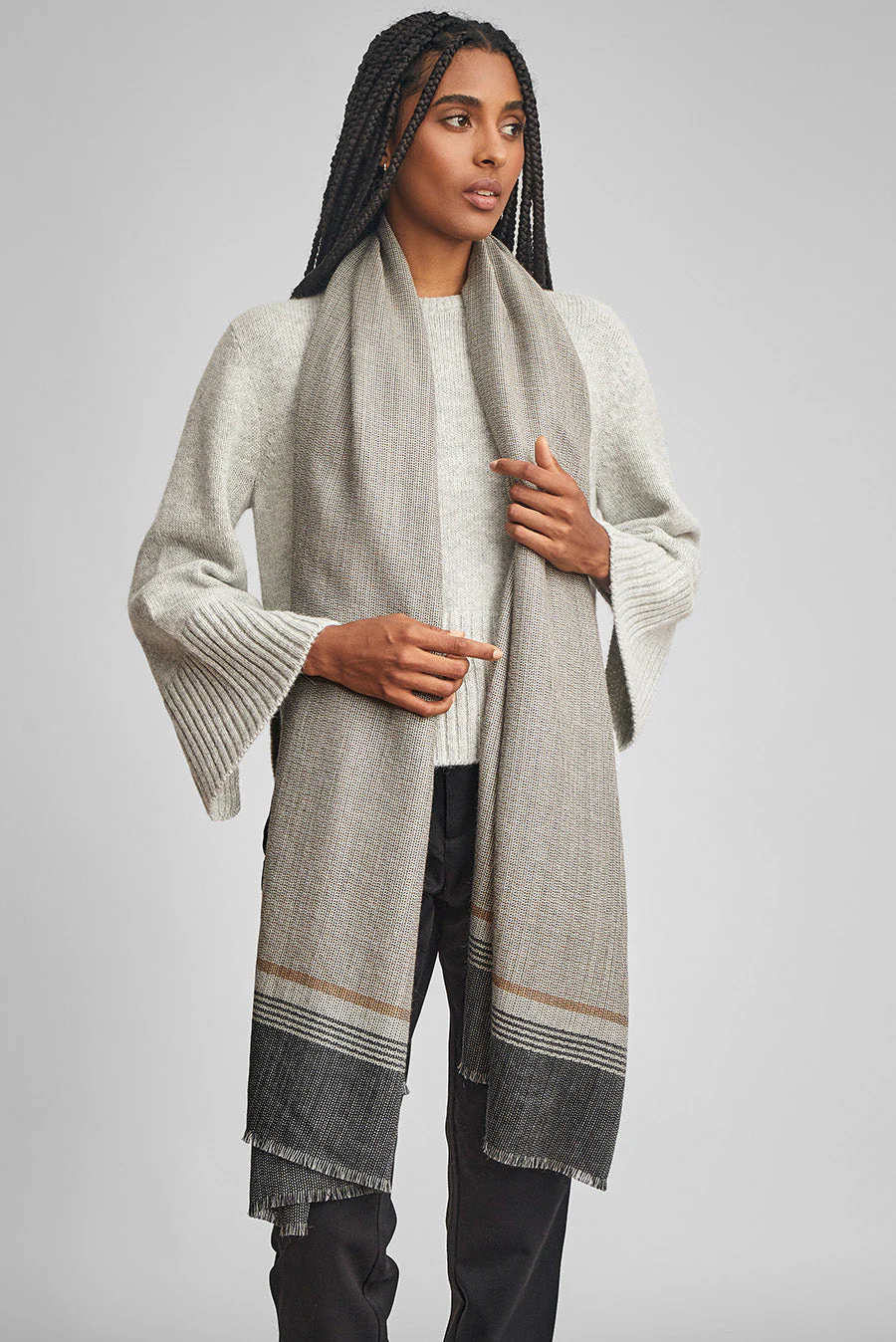 Woi Shawl Baby Alpaca Color Black