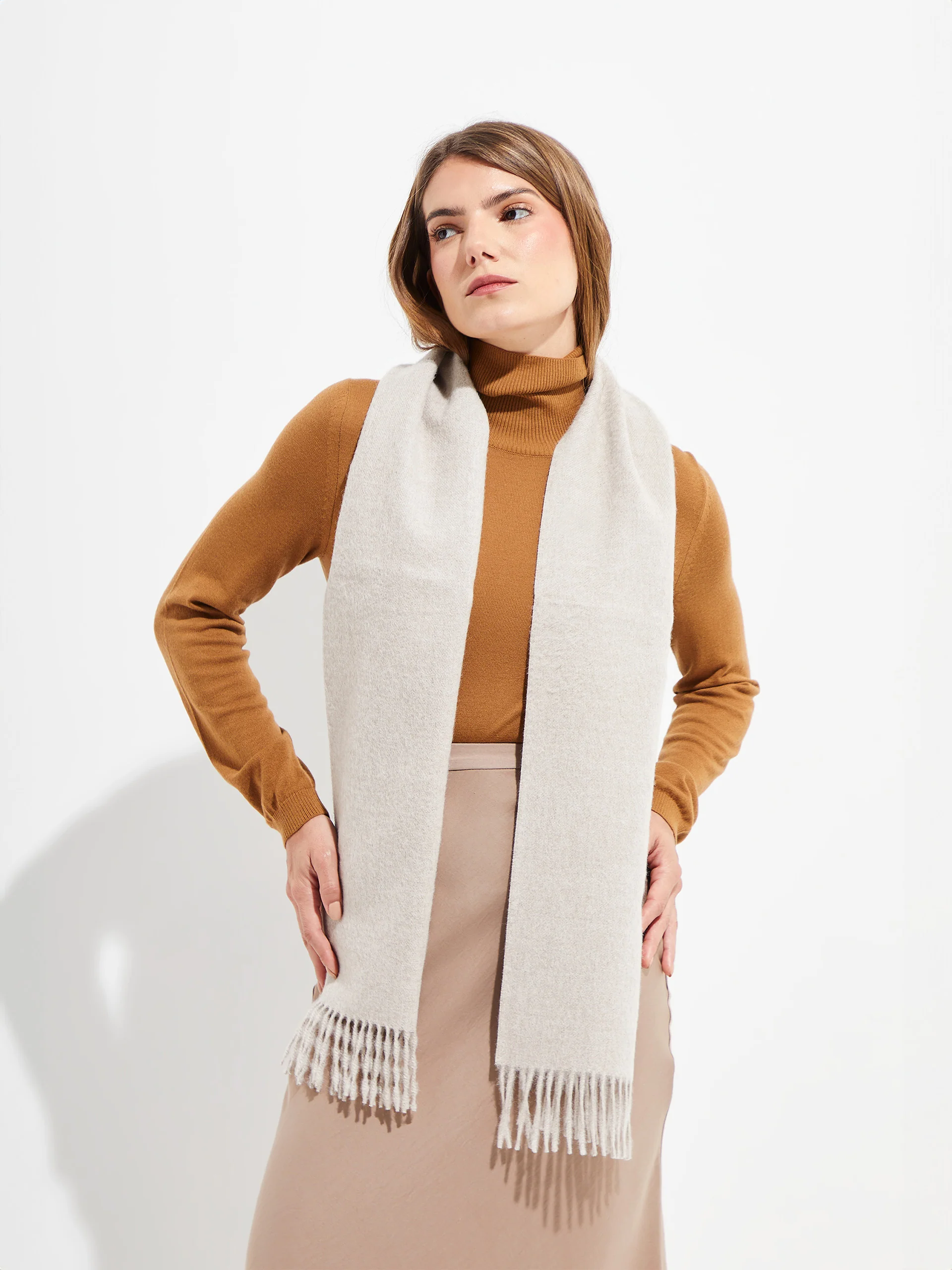 Jamas Scarf Royal Alpaca Color Beige