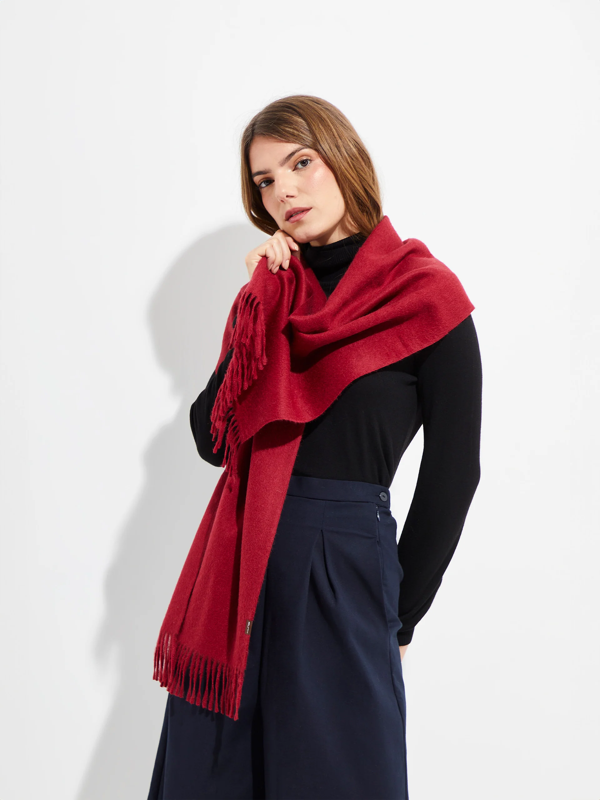 Jamas Scarf Royal Alpaca Color Red