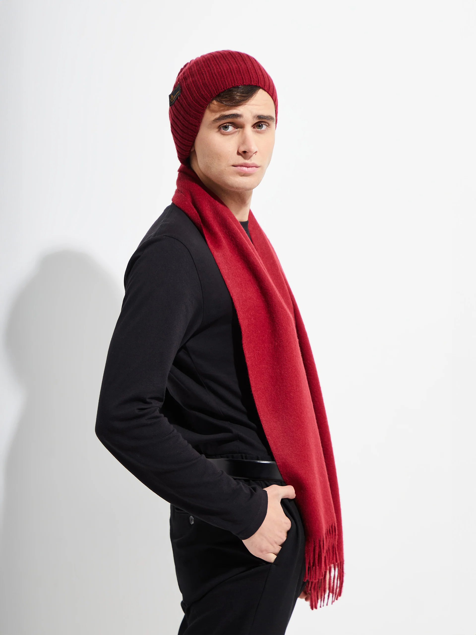 Jamas Scarf Royal Alpaca Color Red - Image 4
