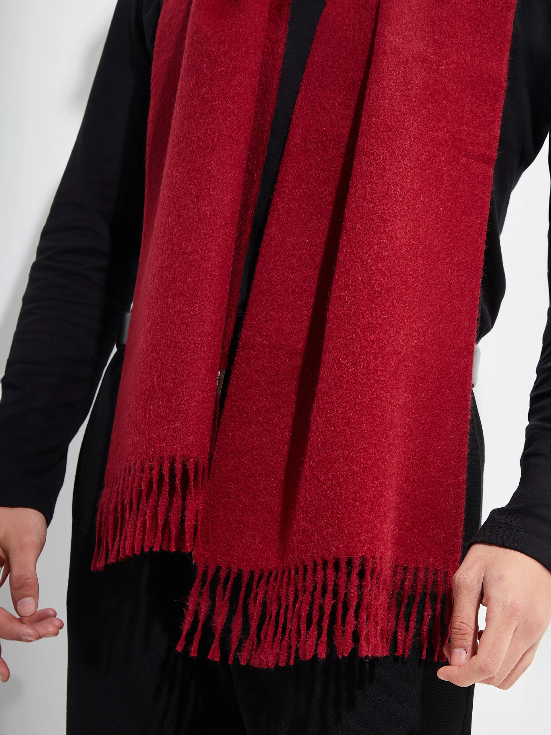 Jamas Scarf Royal Alpaca Color Red - Image 5