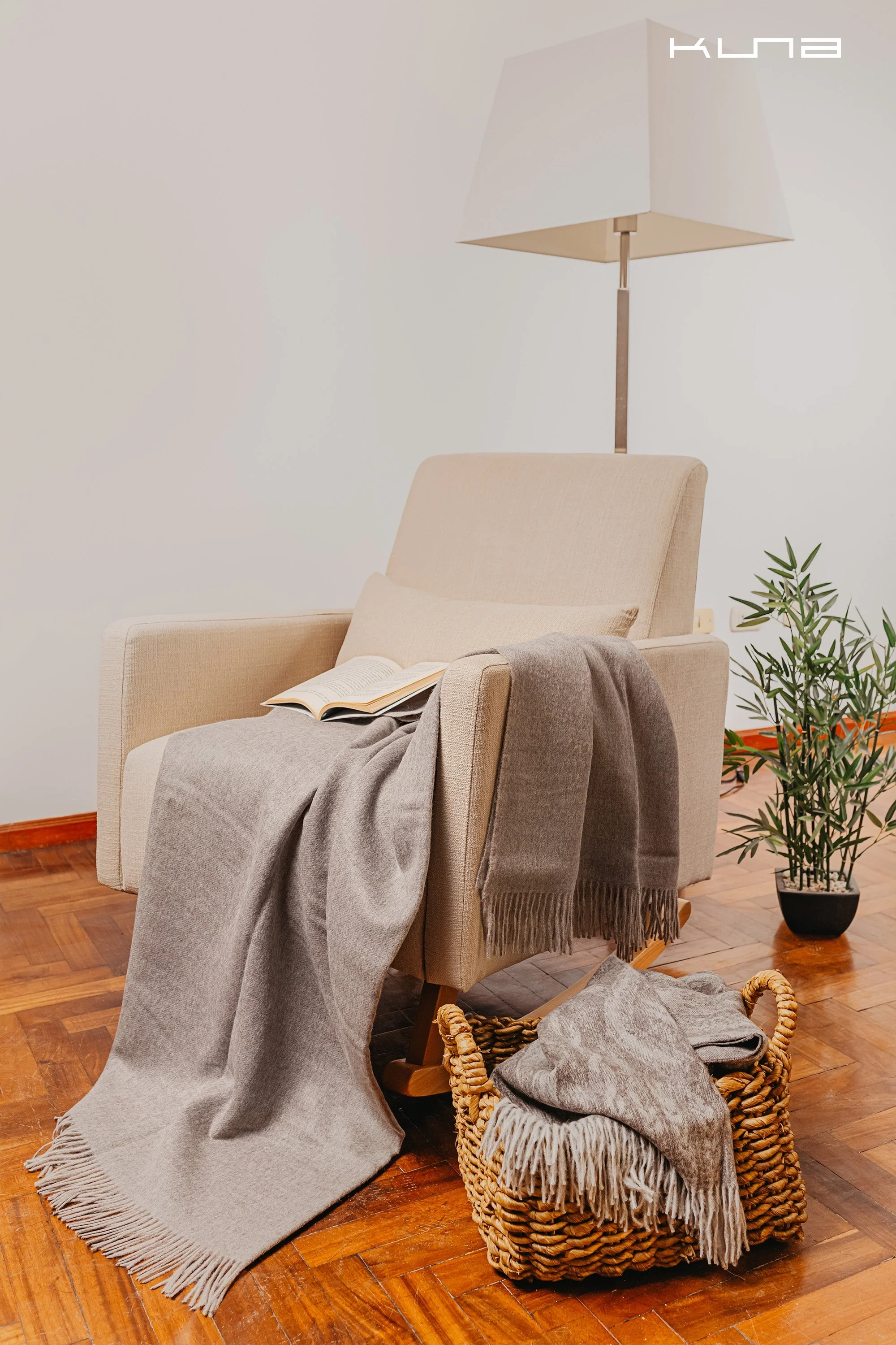 Vuelta Blanket Baby Alpaca Color Grey & Beige
