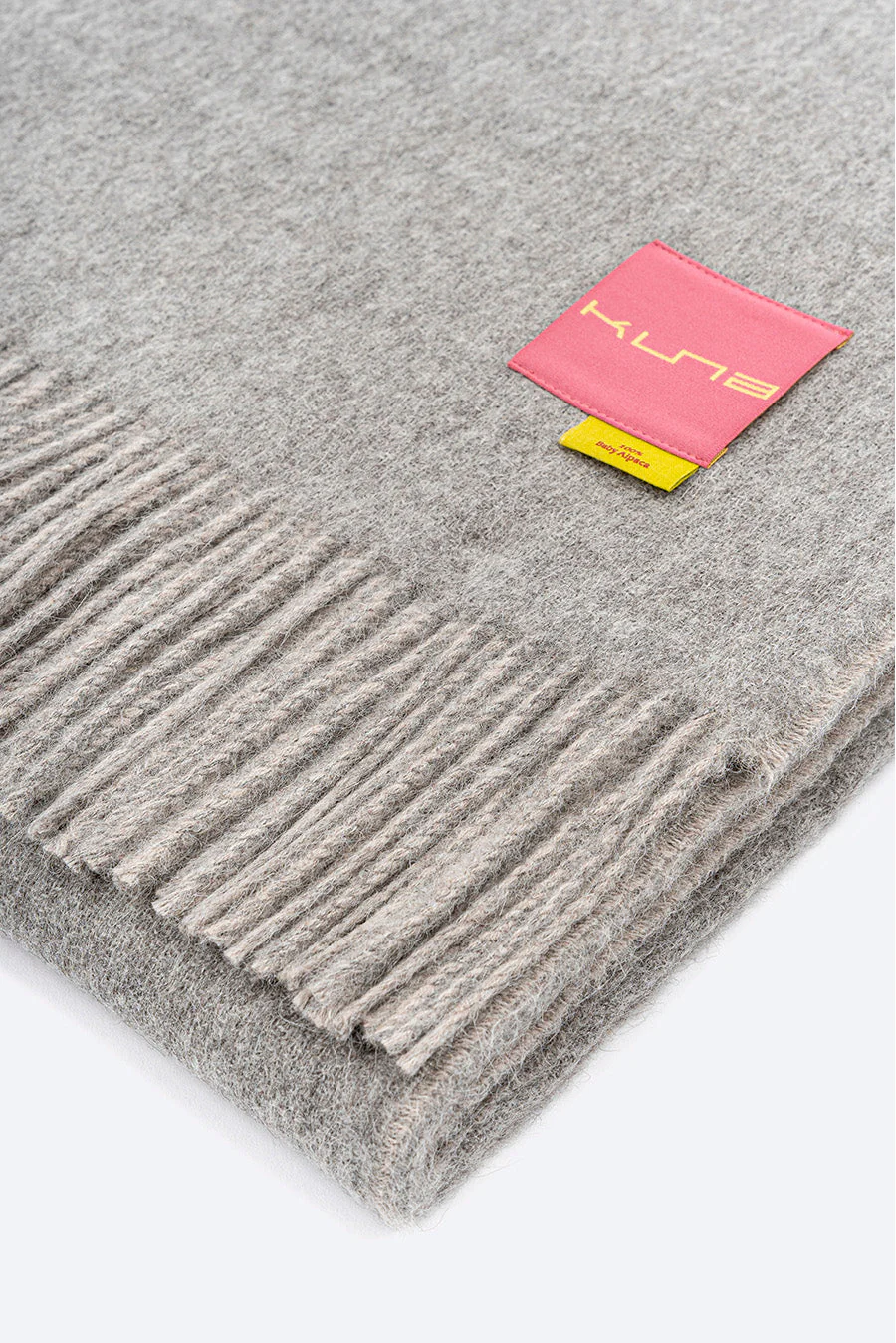 Vuelta Blanket Baby Alpaca Color Grey & Beige - Image 6