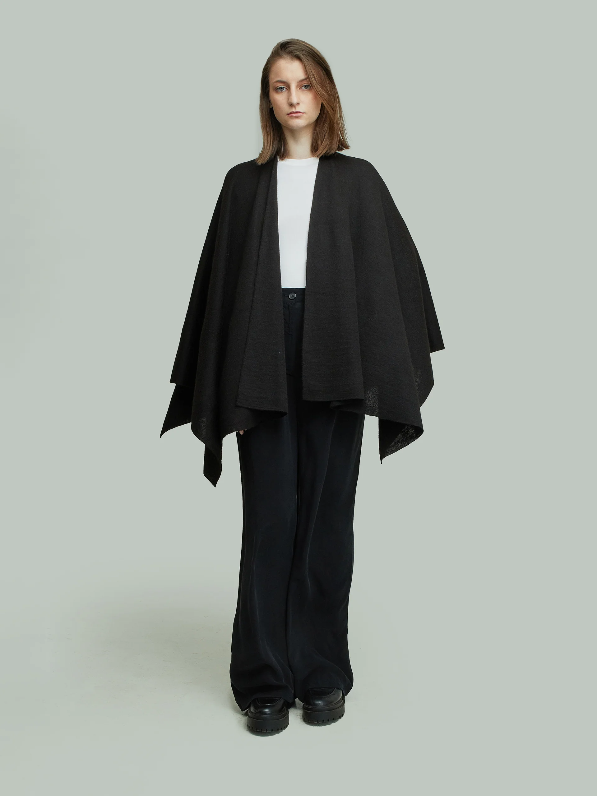 Brio Poncho Baby Alpaca Black Color Black - Image 4