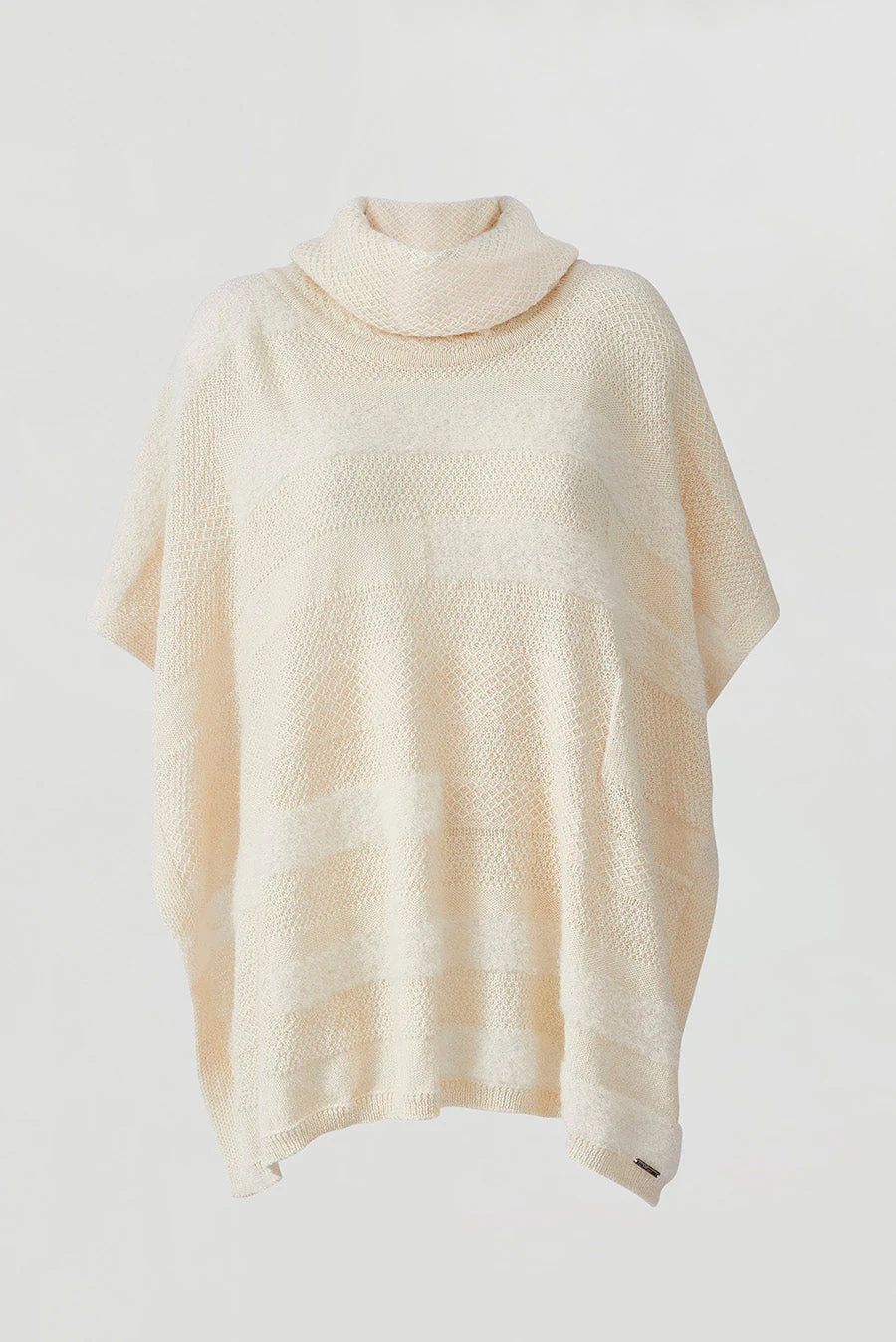 Wannabe Poncho Baby Alpaca Color Ecru