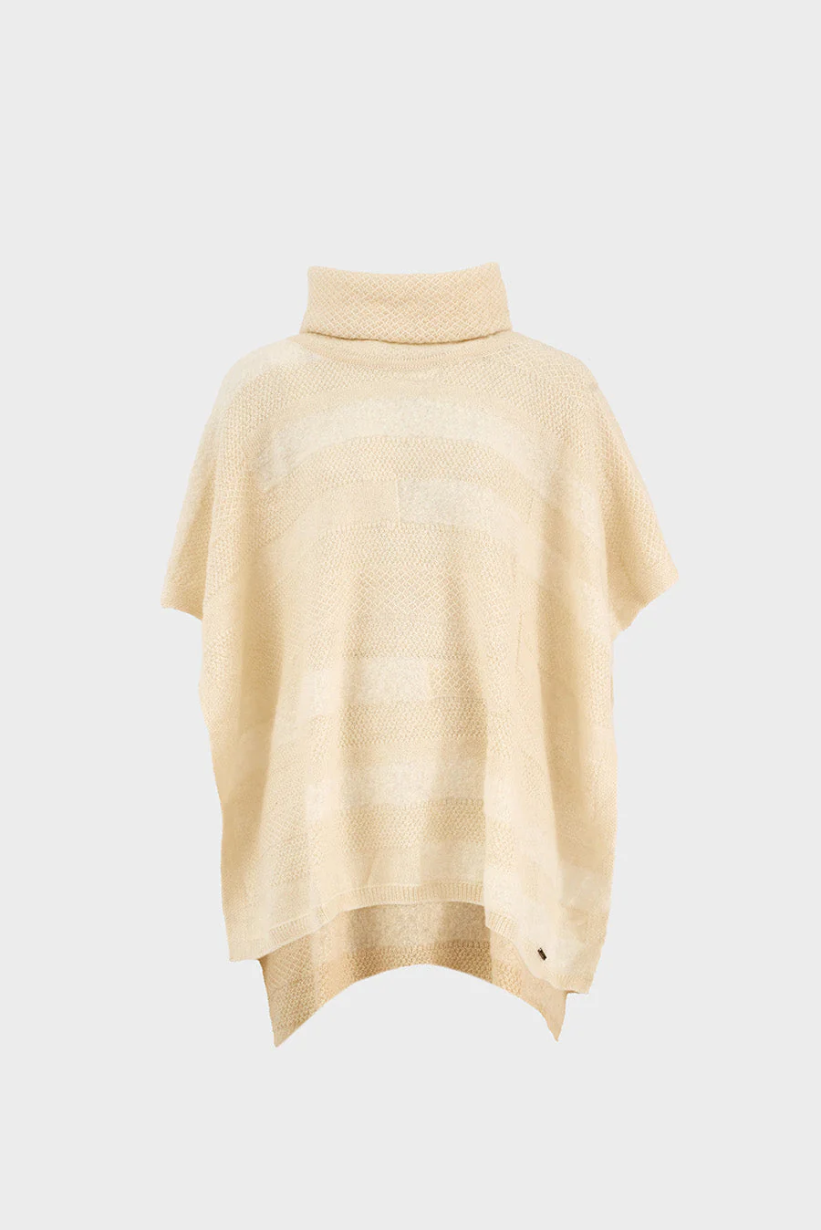 Wannabe Poncho Baby Alpaca Color Ecru - Image 6