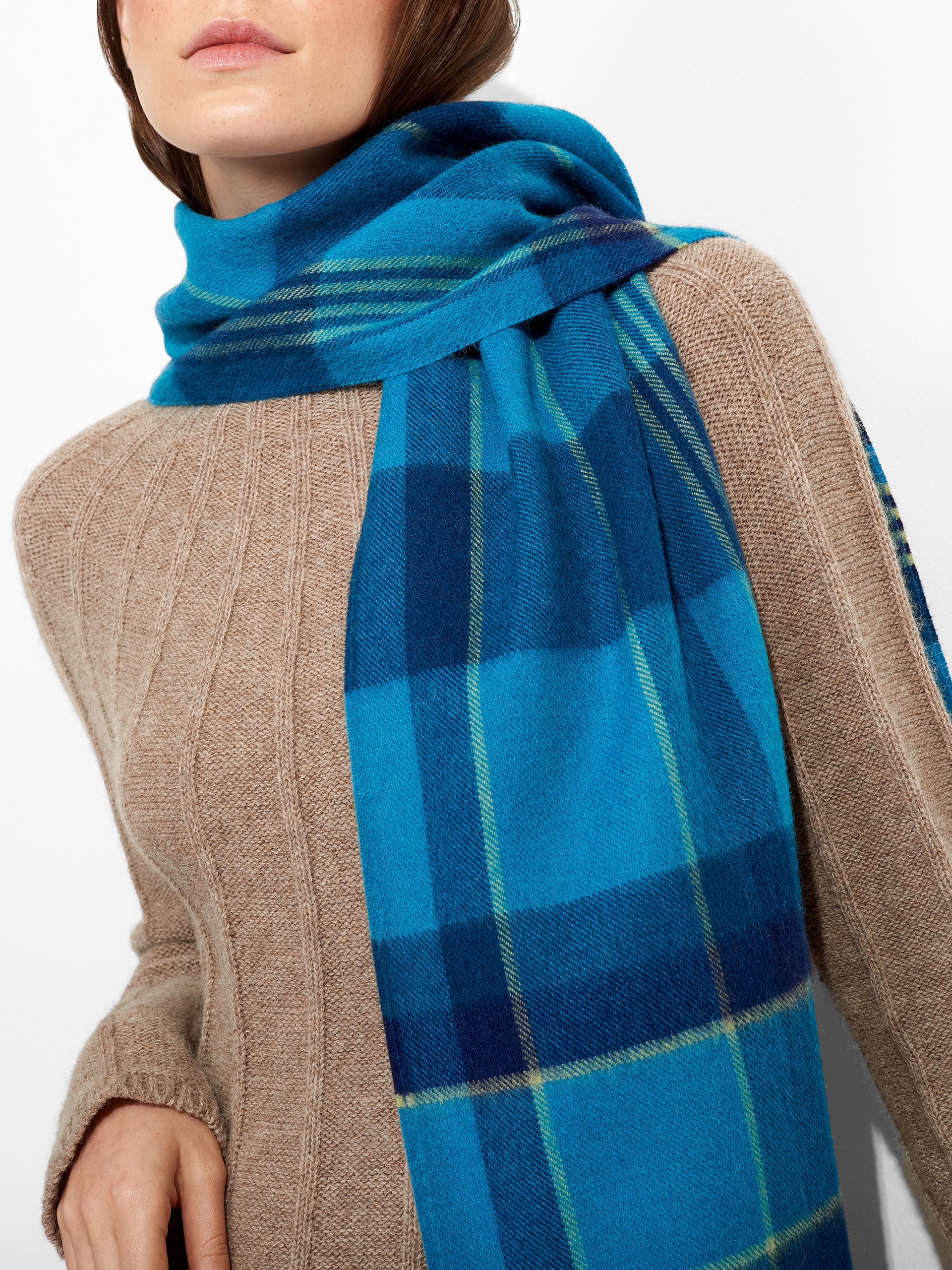 Ratti Scarf Baby Alpaca Color Blue - Image 3