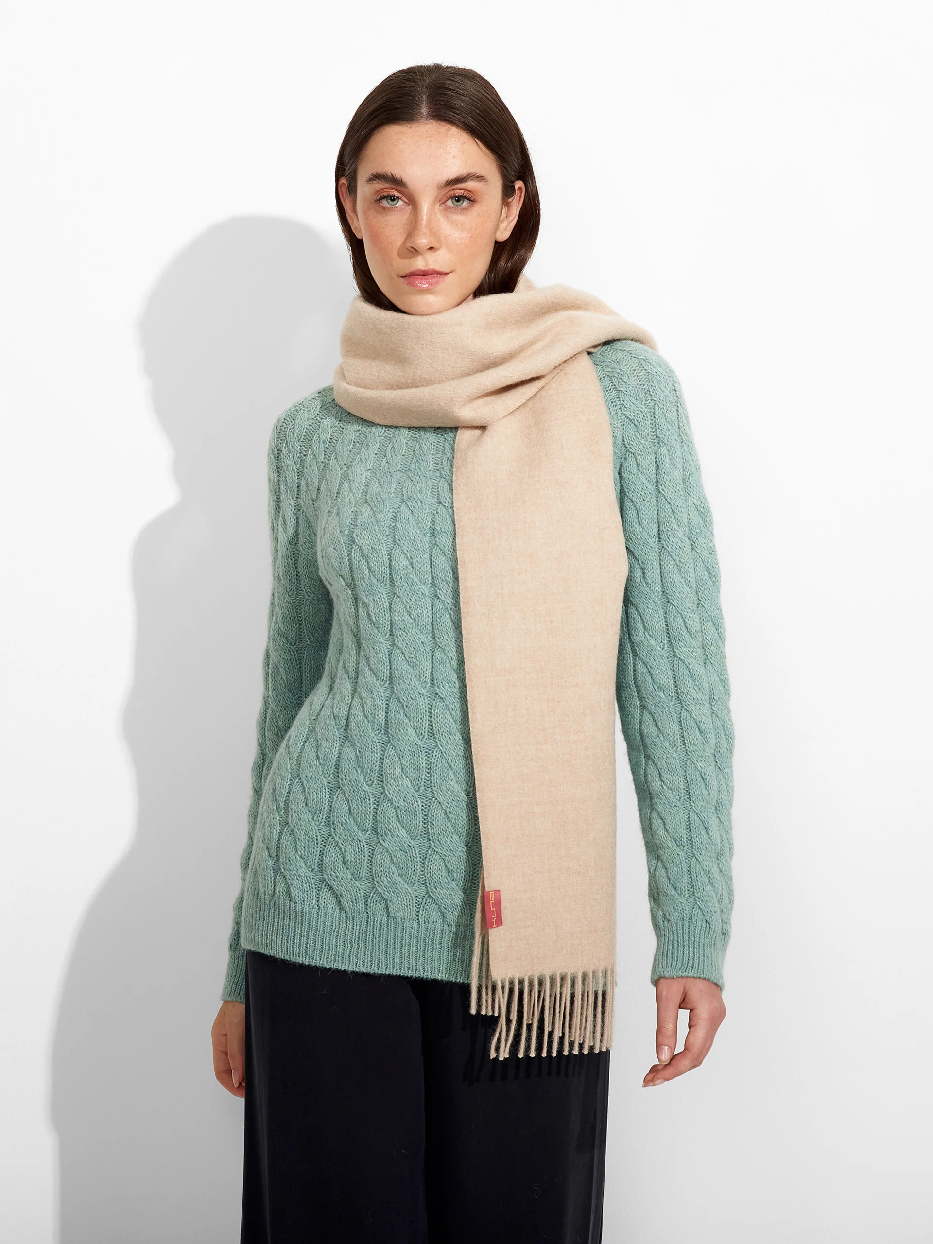 Recreo Scarf Baby Alpaca Color Beige