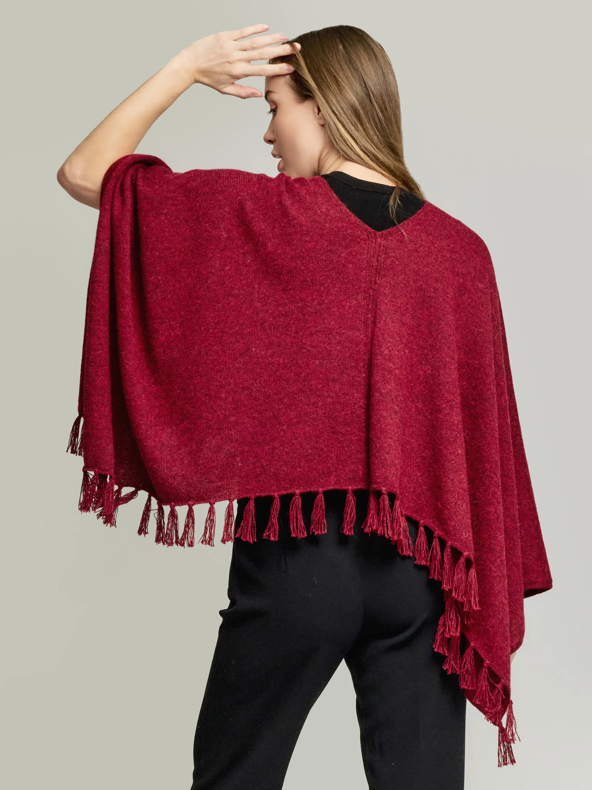 Scorpio Poncho Baby Alpaca Color Red - Image 3