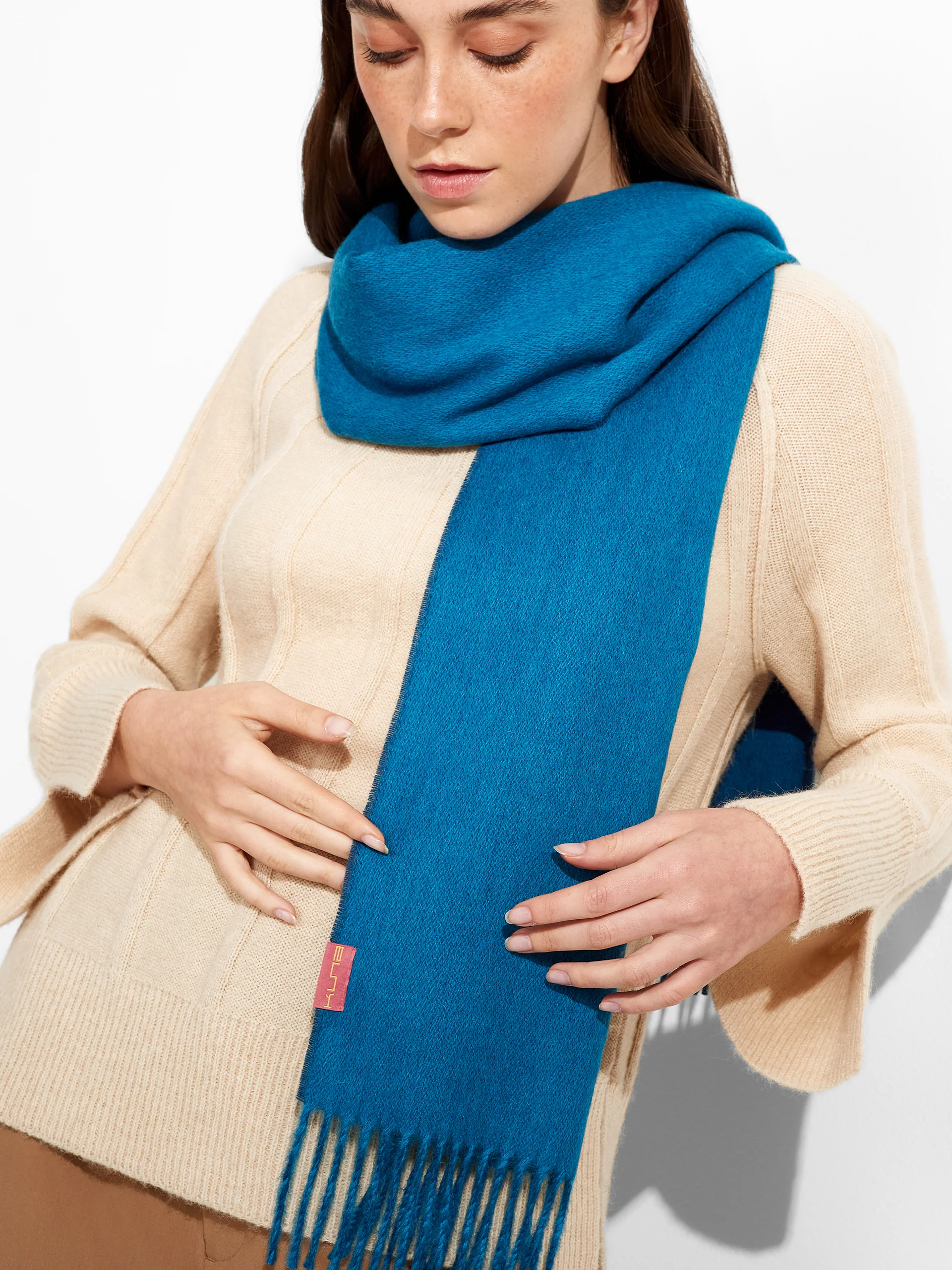 Tundra Scarf Baby Alpaca Color Blue - Image 3