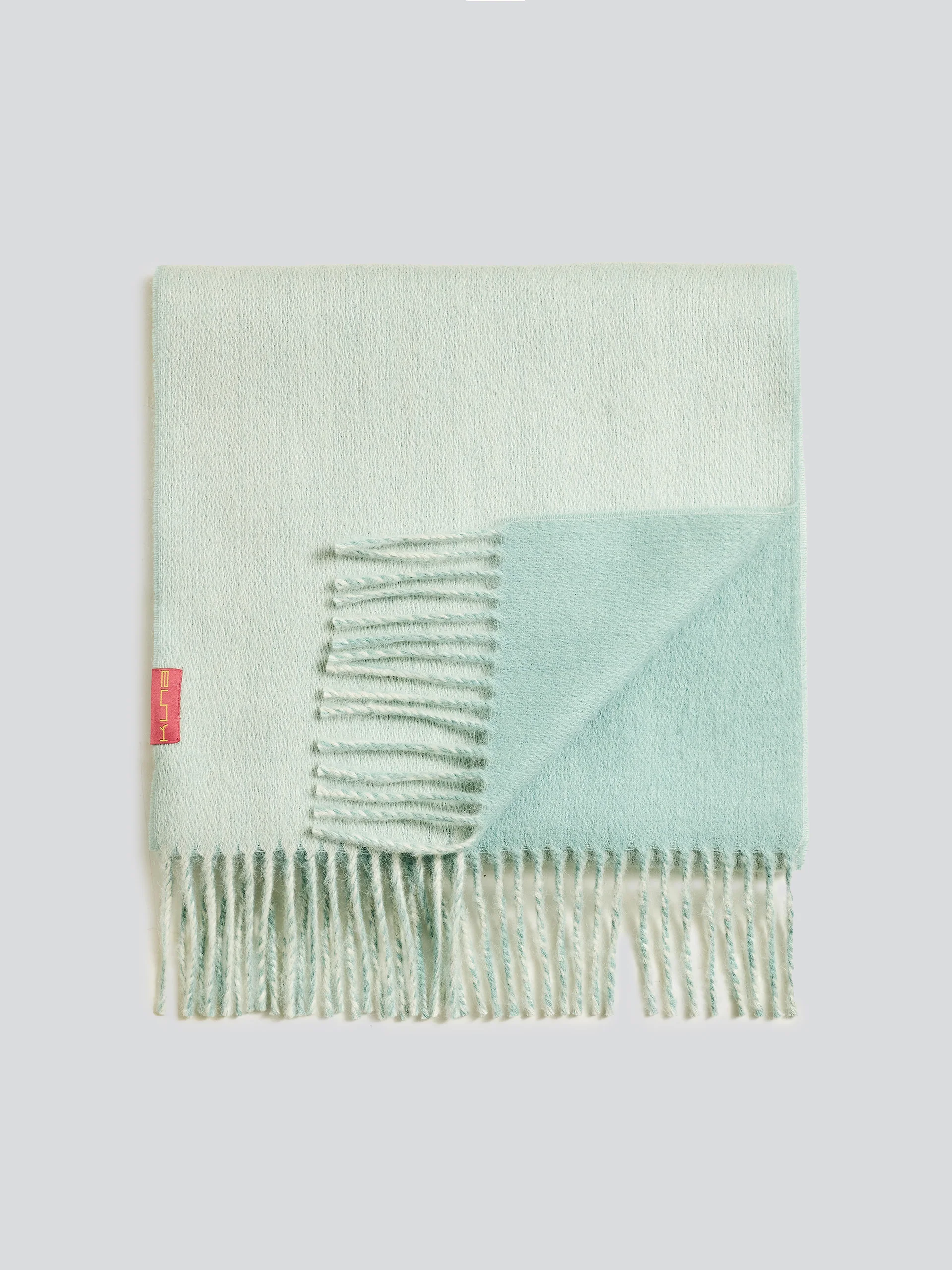 Tundra Scarf Baby Alpaca Color Green - Image 2