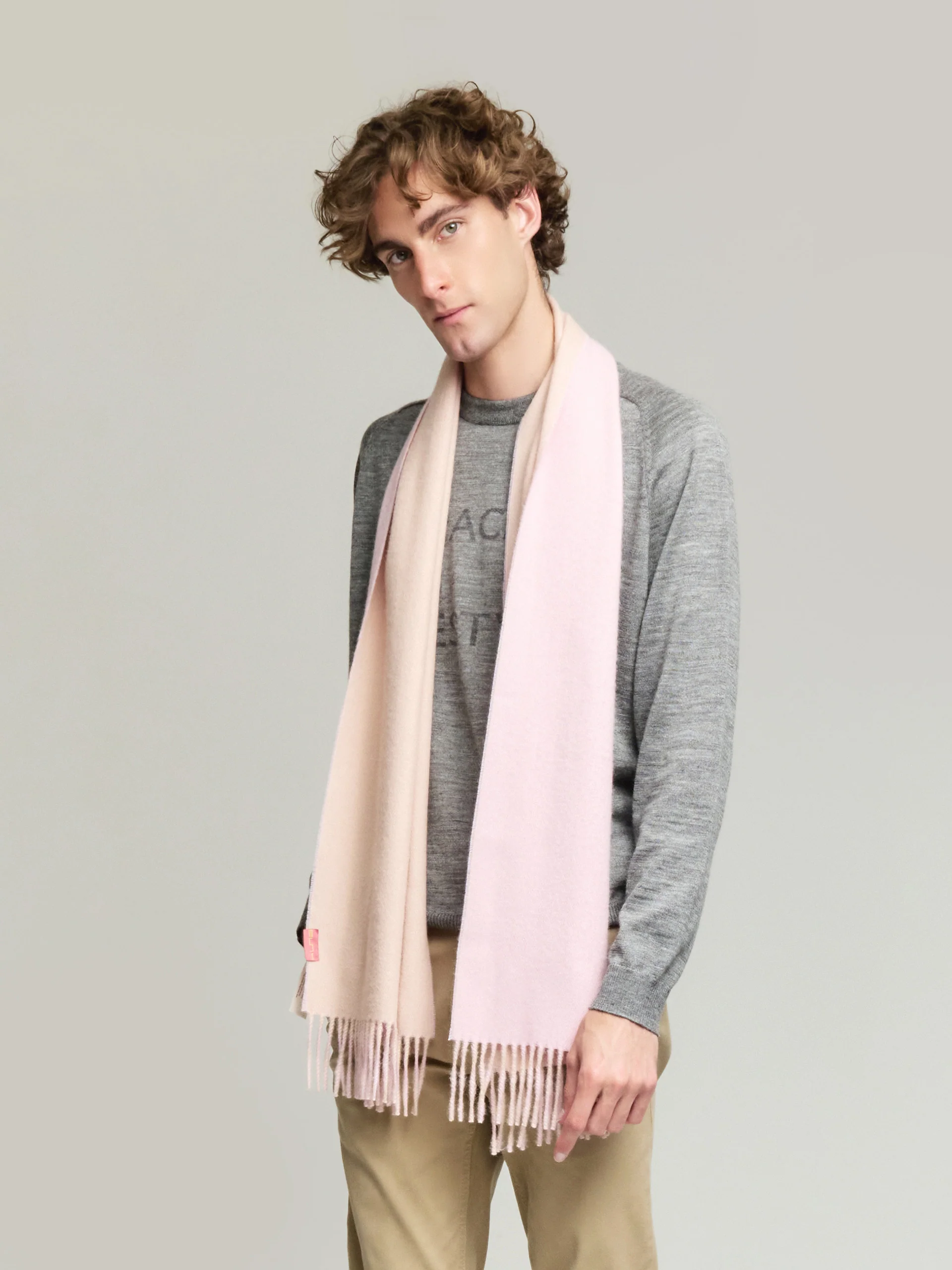 Tundra Scarf Baby Alpaca Color Pink - Image 4