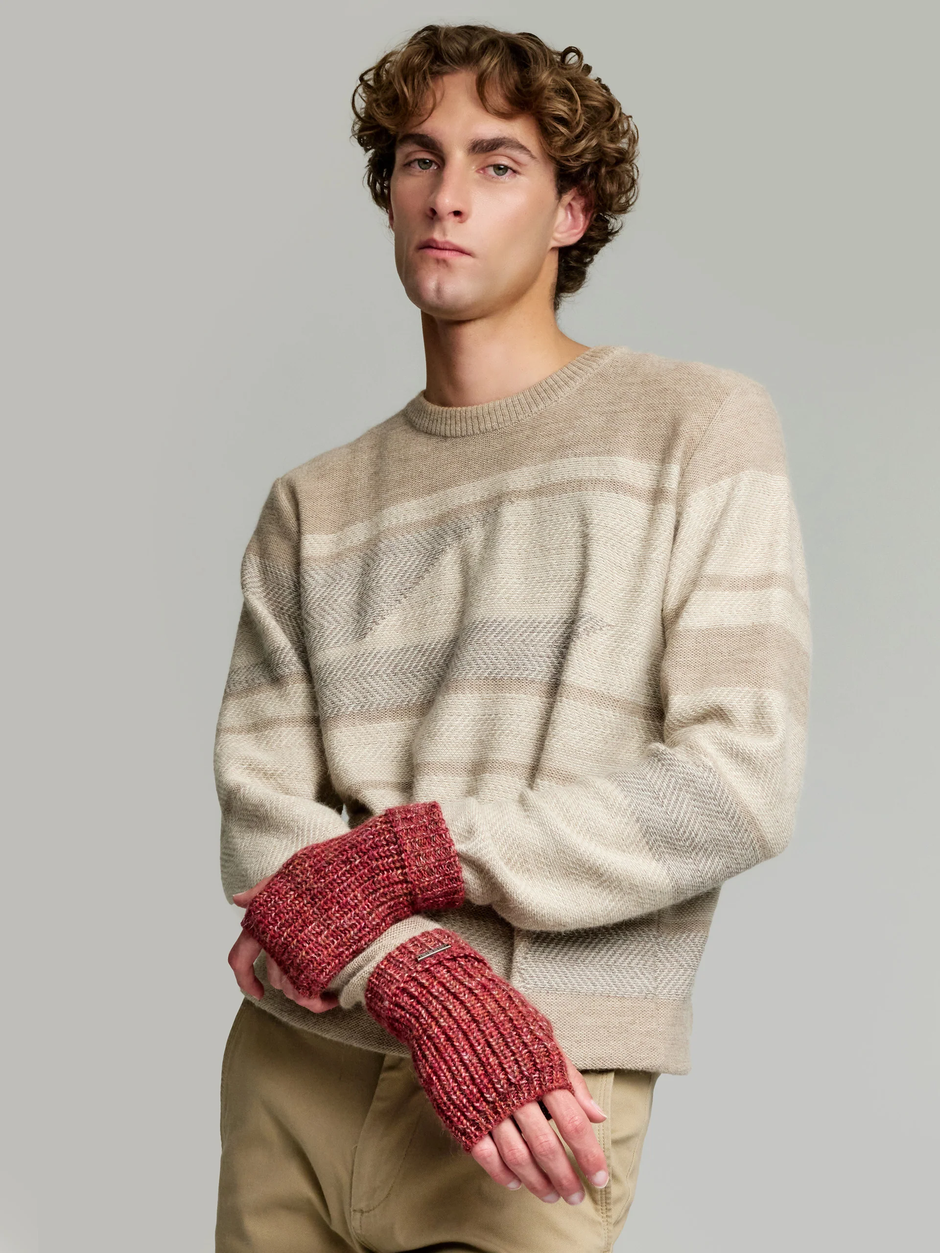 Ubicate Gloves Gloves Baby Alpaca Color Red - Image 4