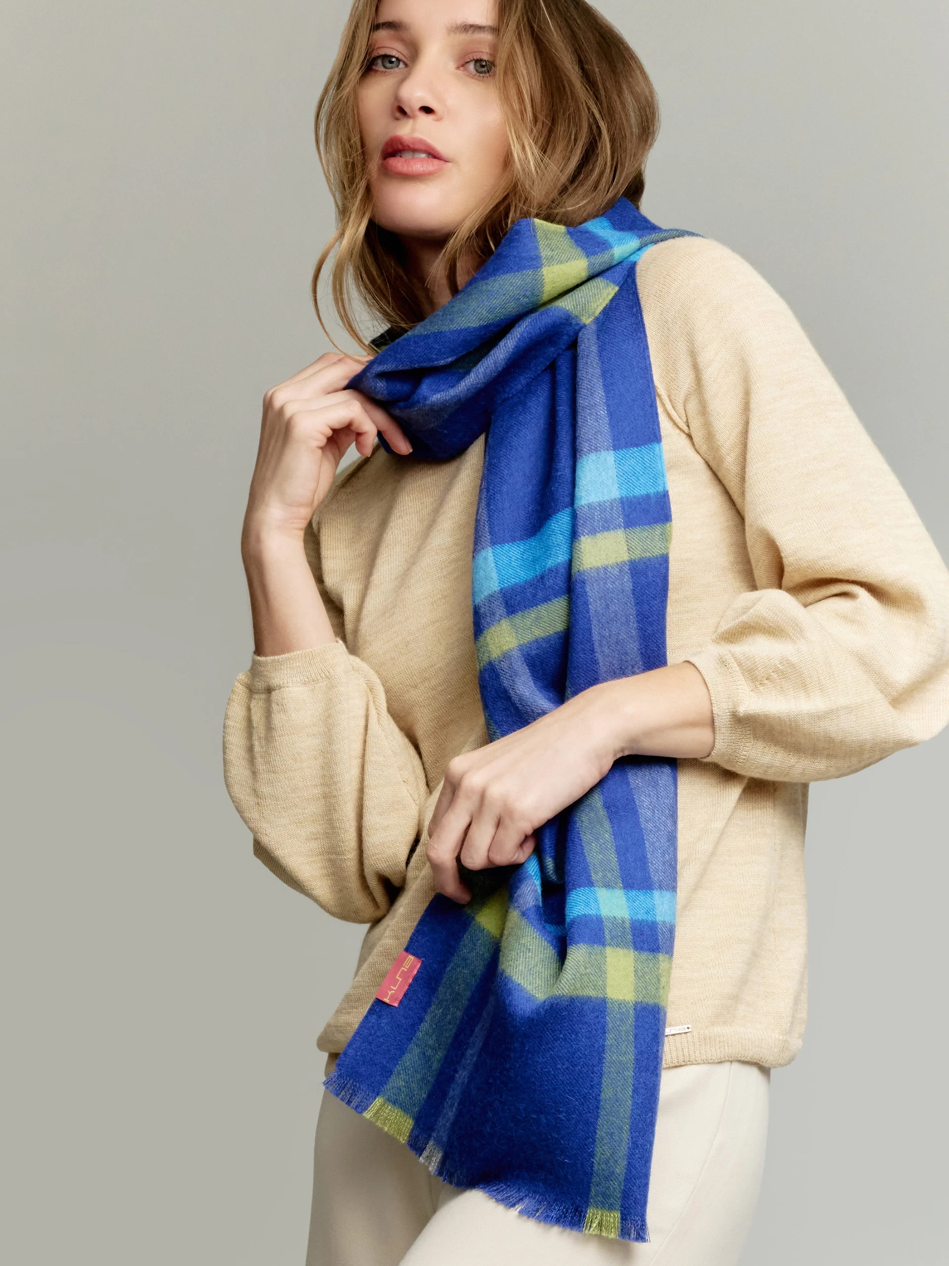Vallejos Scarf Baby Alpaca Color Blue - Image 3