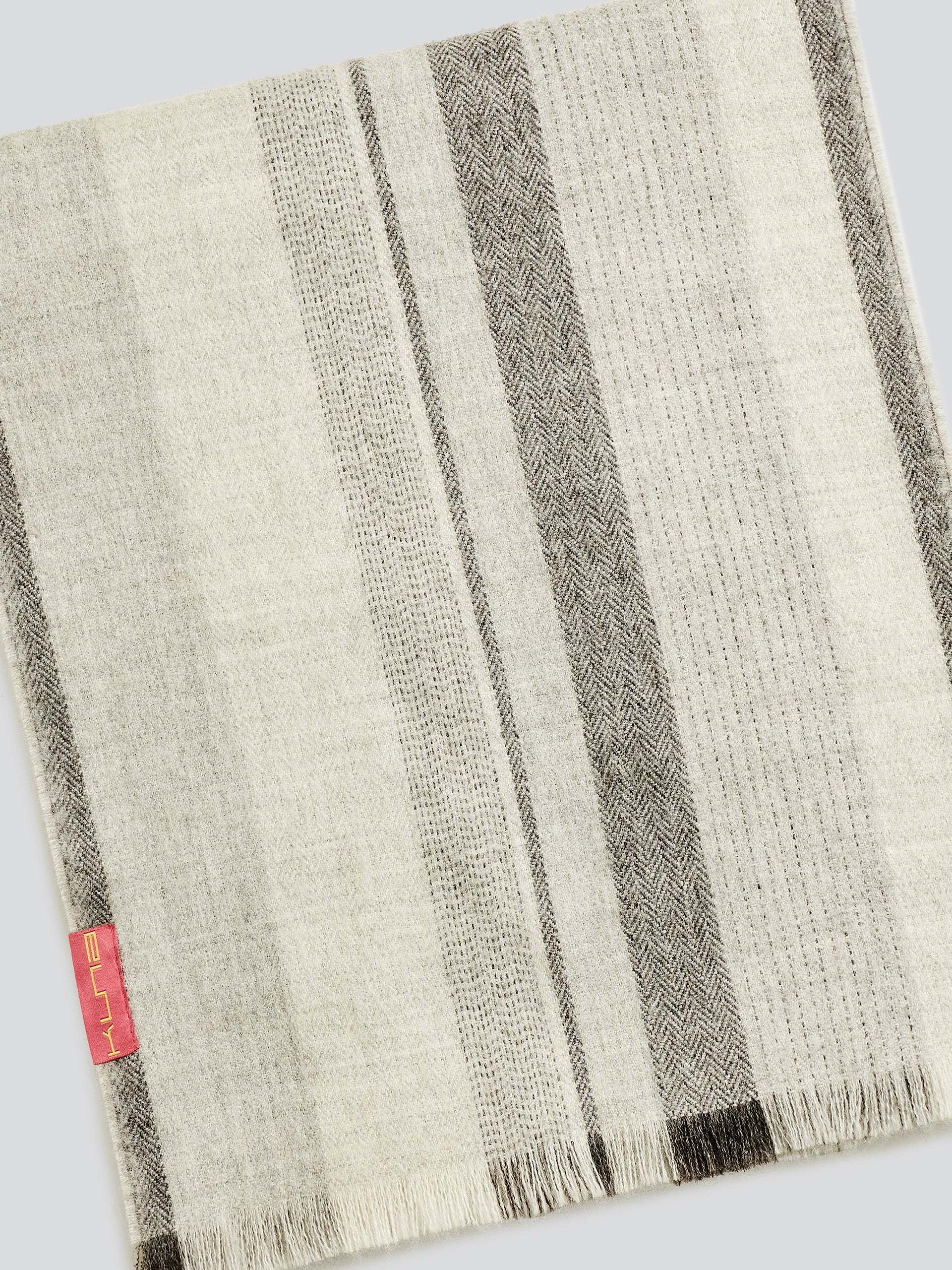 Valter Eco Scarf Baby Alpaca Color Grey - Image 6