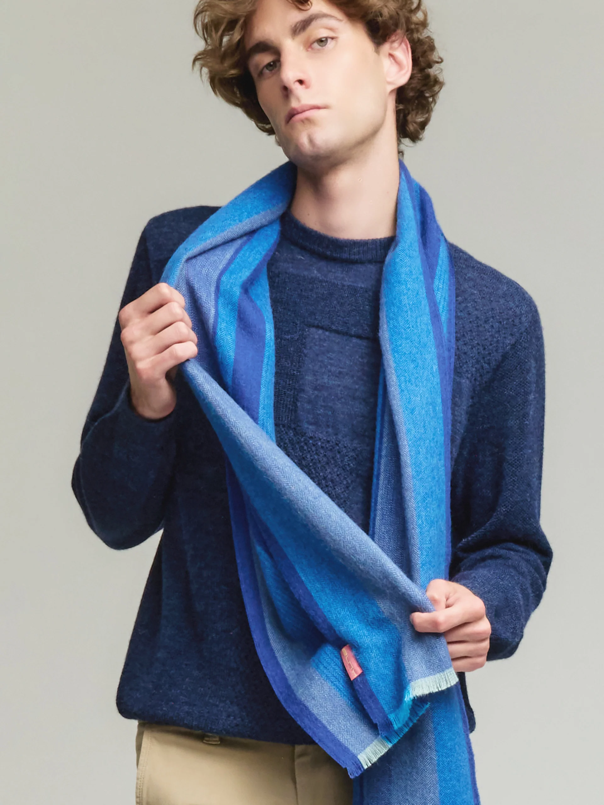 Valter Scarf Baby Alpaca Color Blue - Image 5