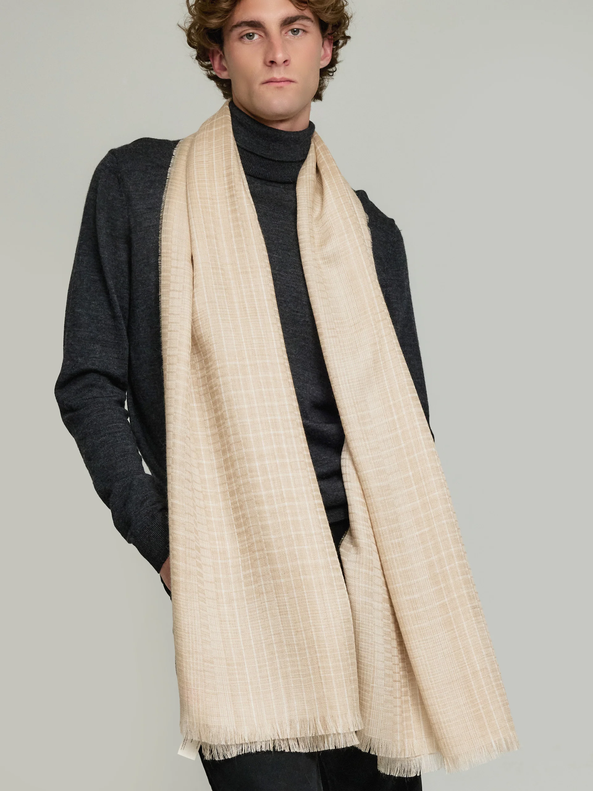 Vermondi Eco Shawl Baby Alpaca Color Beige - Image 5