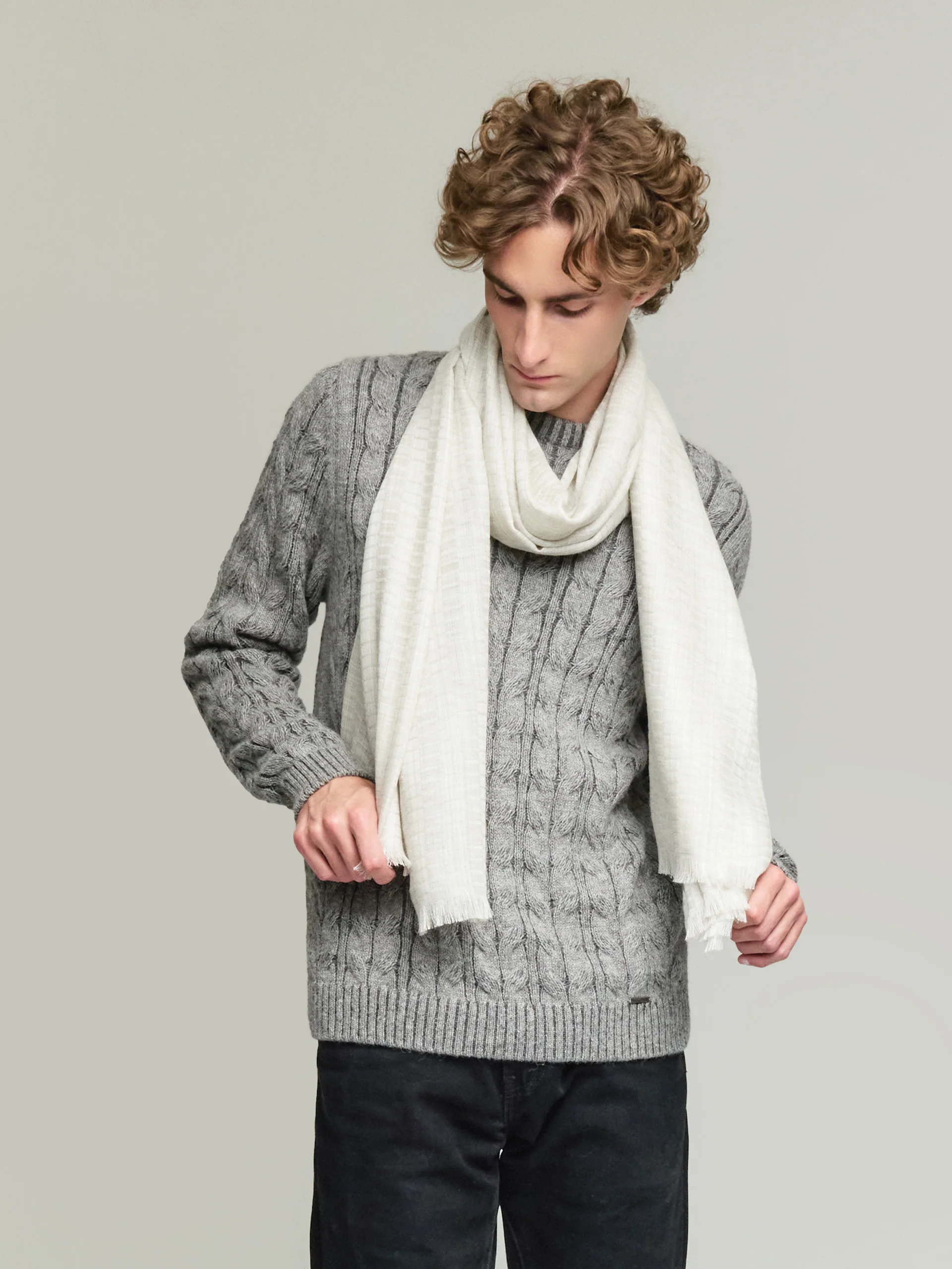 Vermondi Eco Shawl Baby Alpaca Color Grey - Image 4