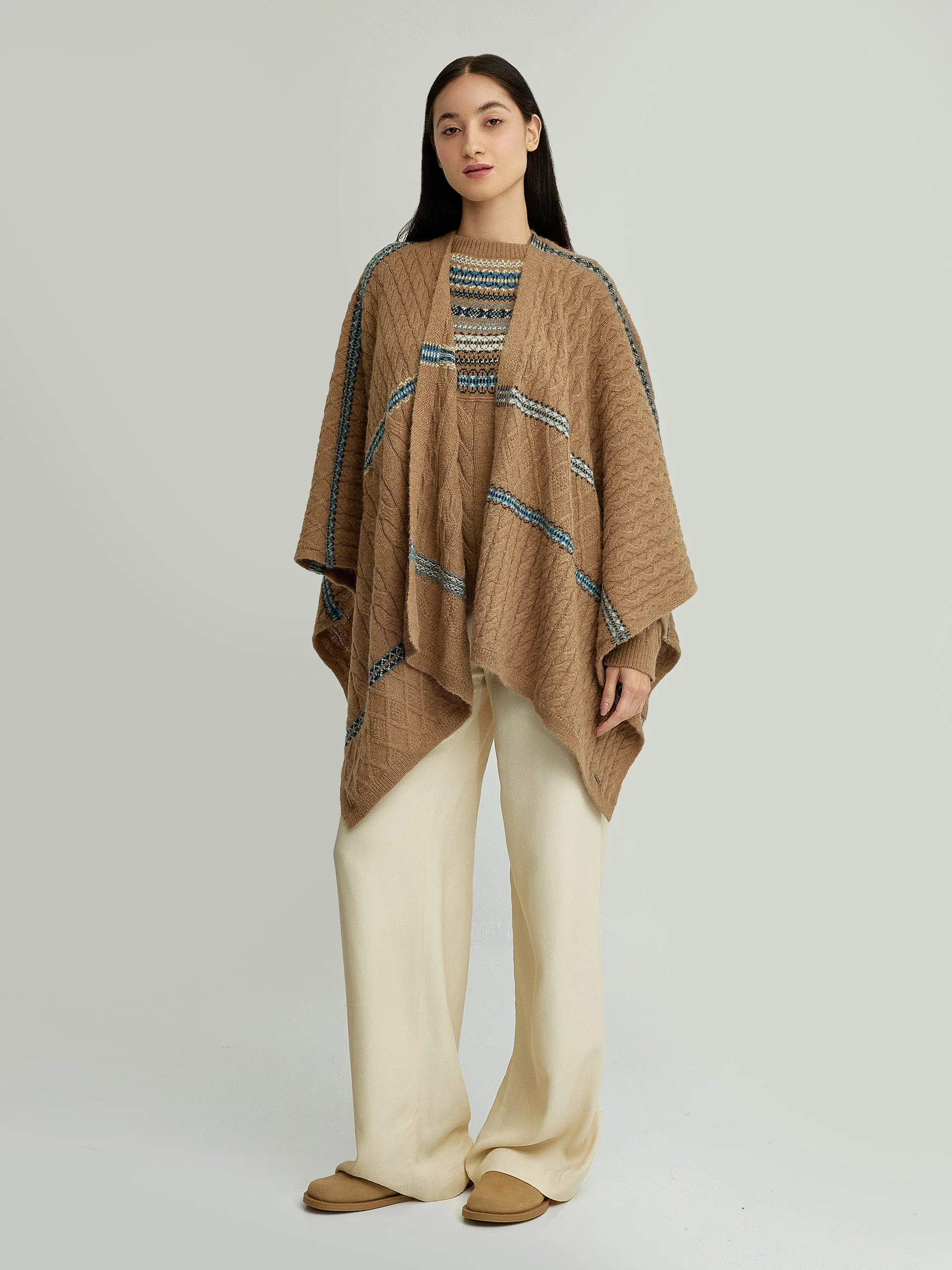 Yael Cape Baby Alpaca Color Camel - Image 4