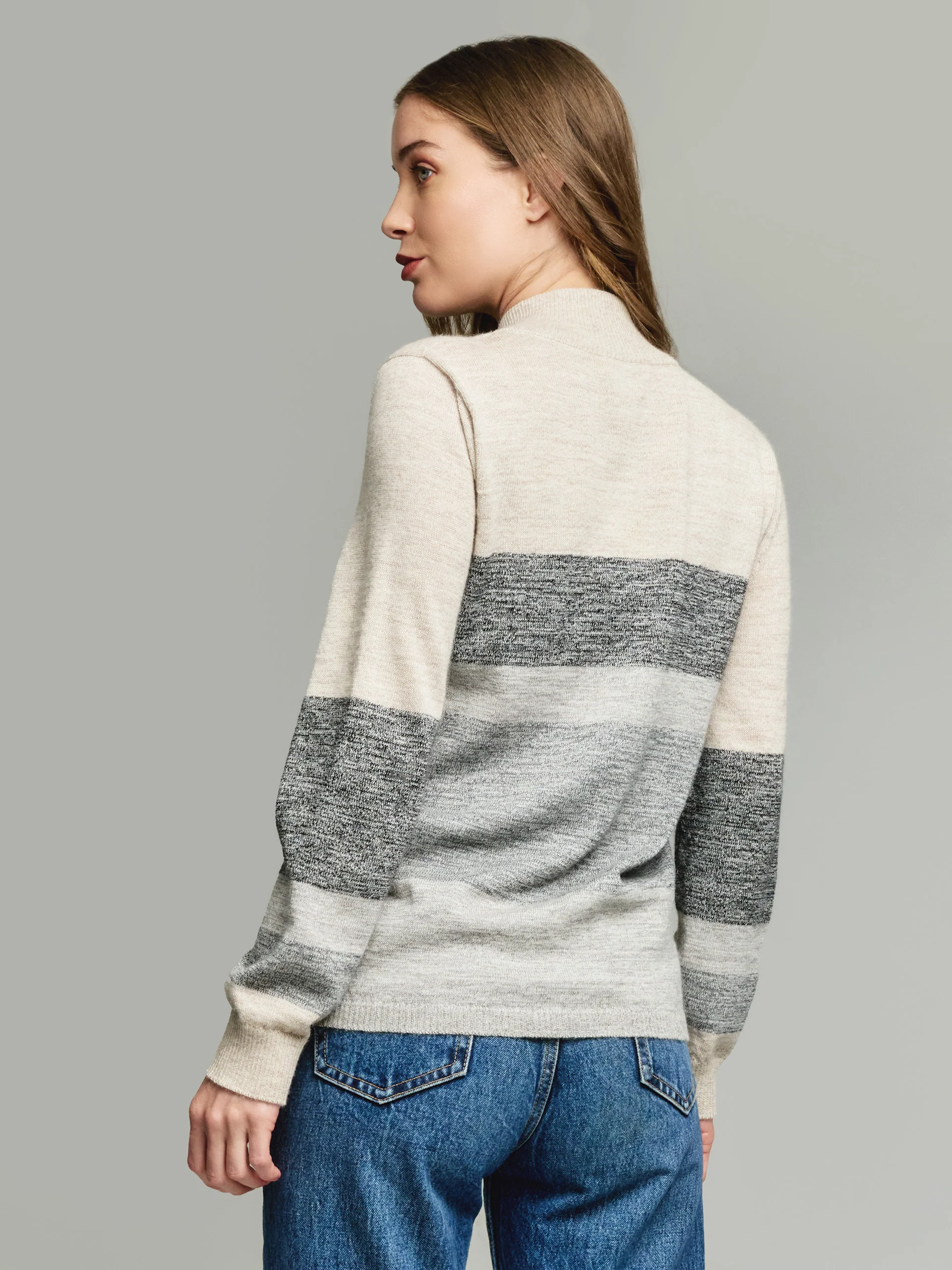 Yamelia Cardigan Baby Alpaca Color Grey - Image 3