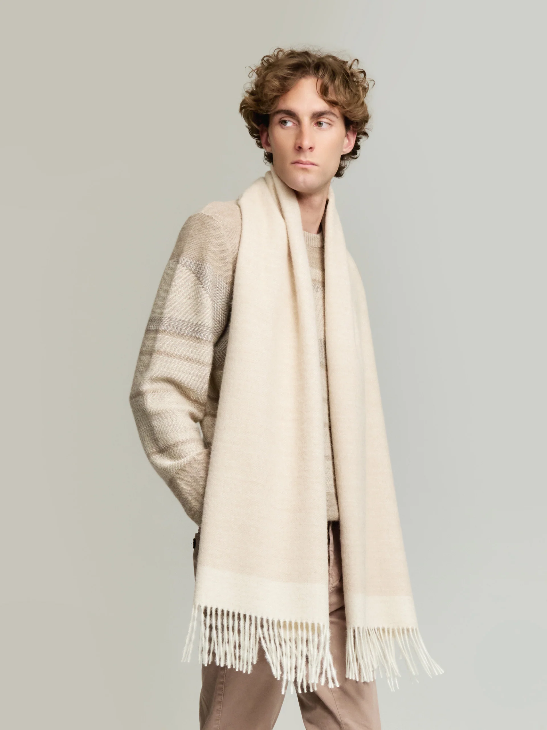 Yanely Shawl Baby Alpaca Color Beige - Image 4