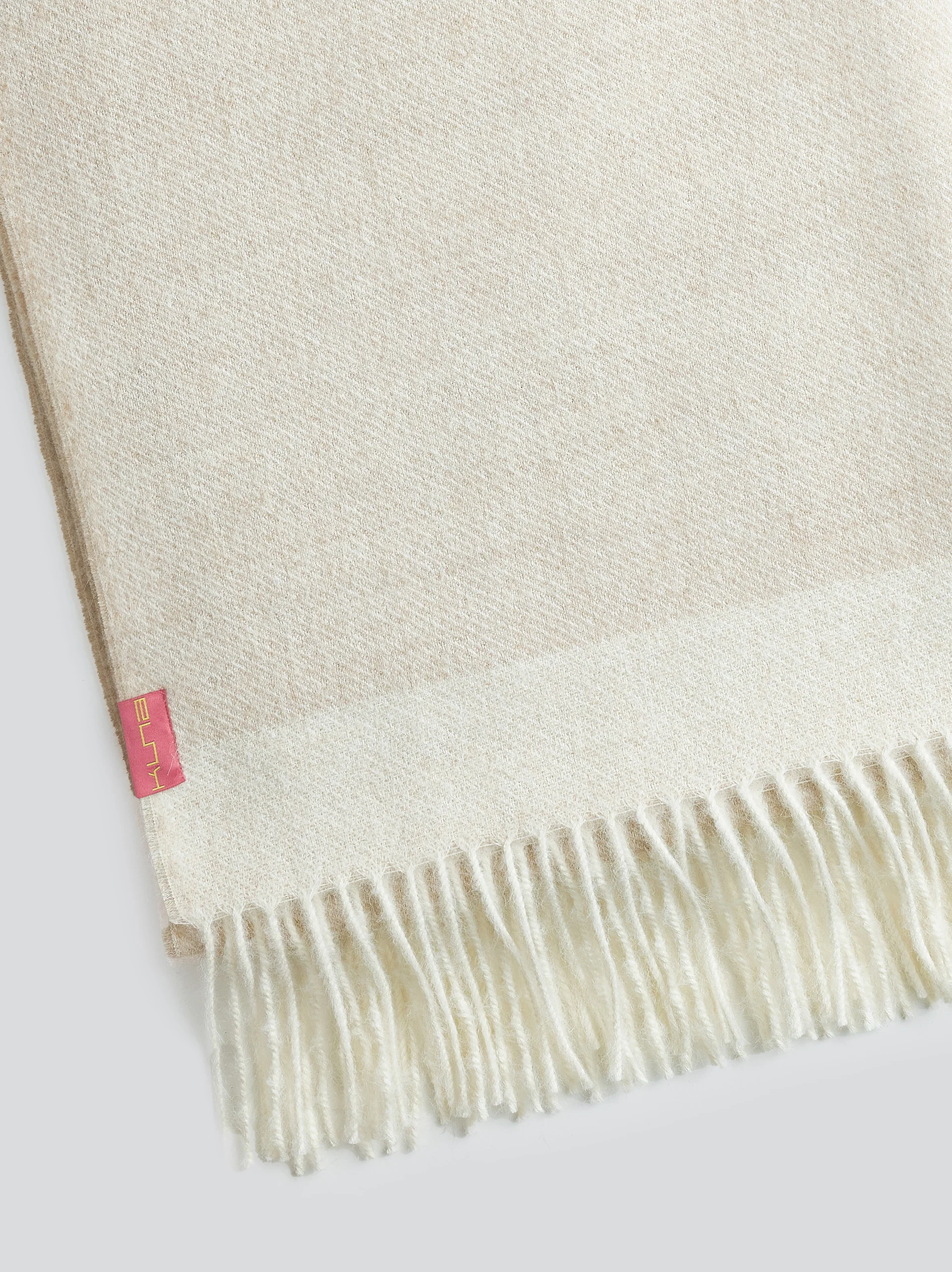 Yanely Shawl Baby Alpaca Color Beige - Image 6