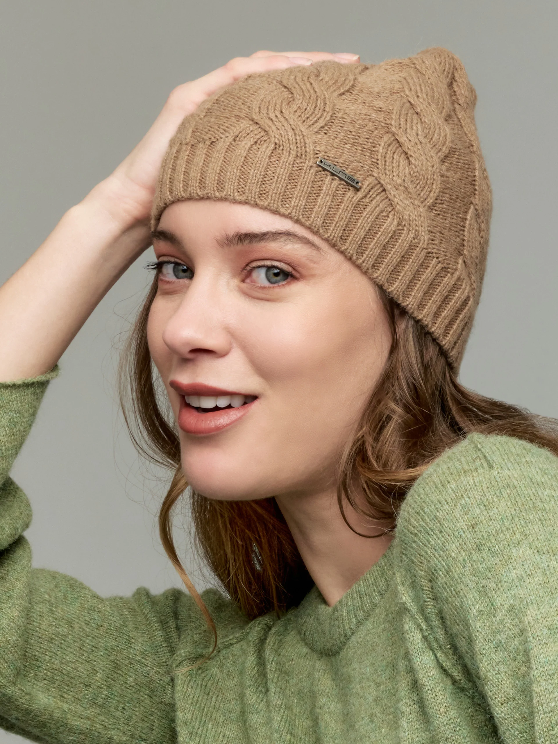 Yarela Hat Baby Alpaca Color Camel - Image 3