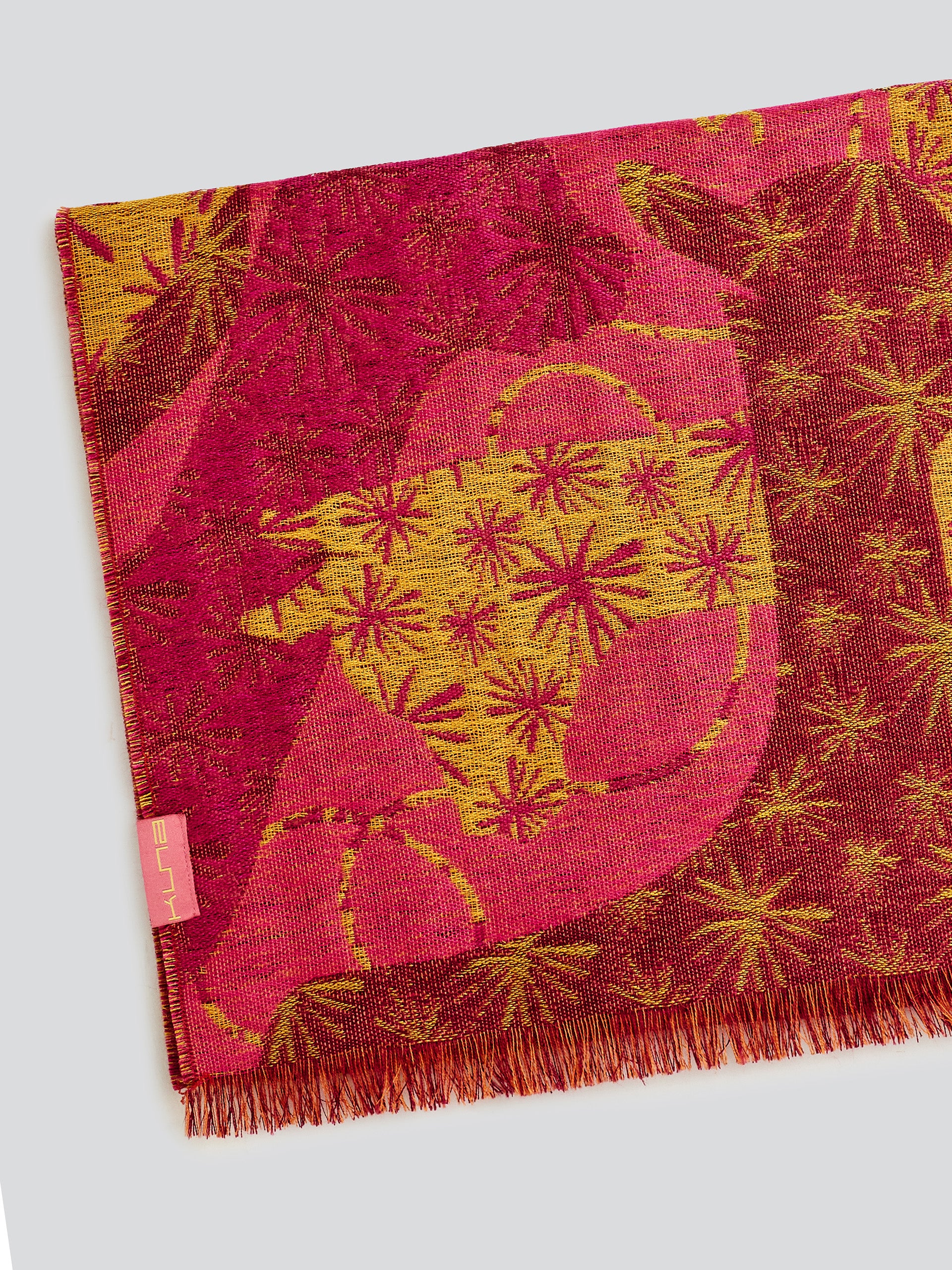 Yasu Scarf Baby Alpaca Color Cherry - Image 6