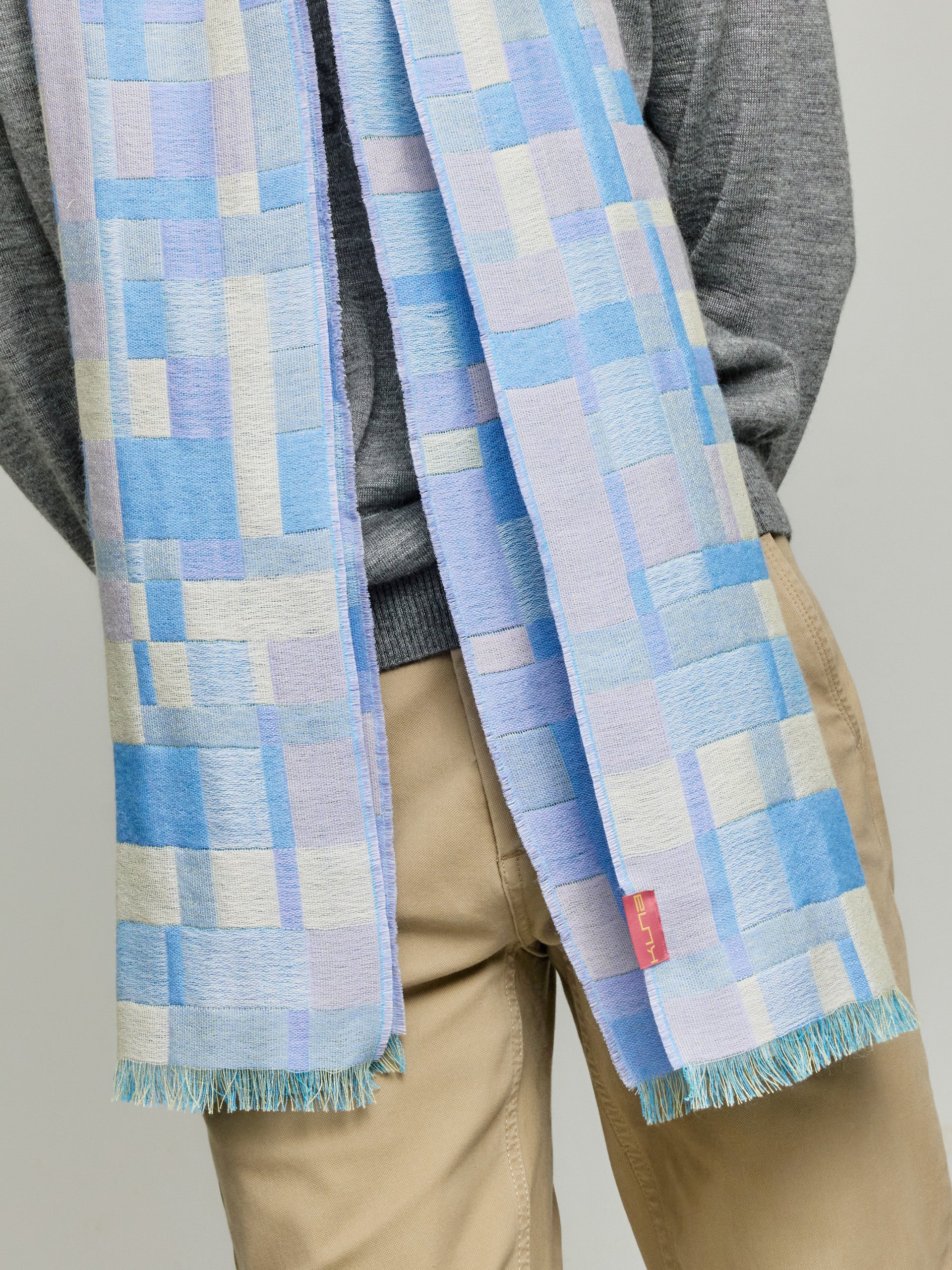 Yatuski Scarf Baby Alpaca Color Light Blue - Image 5