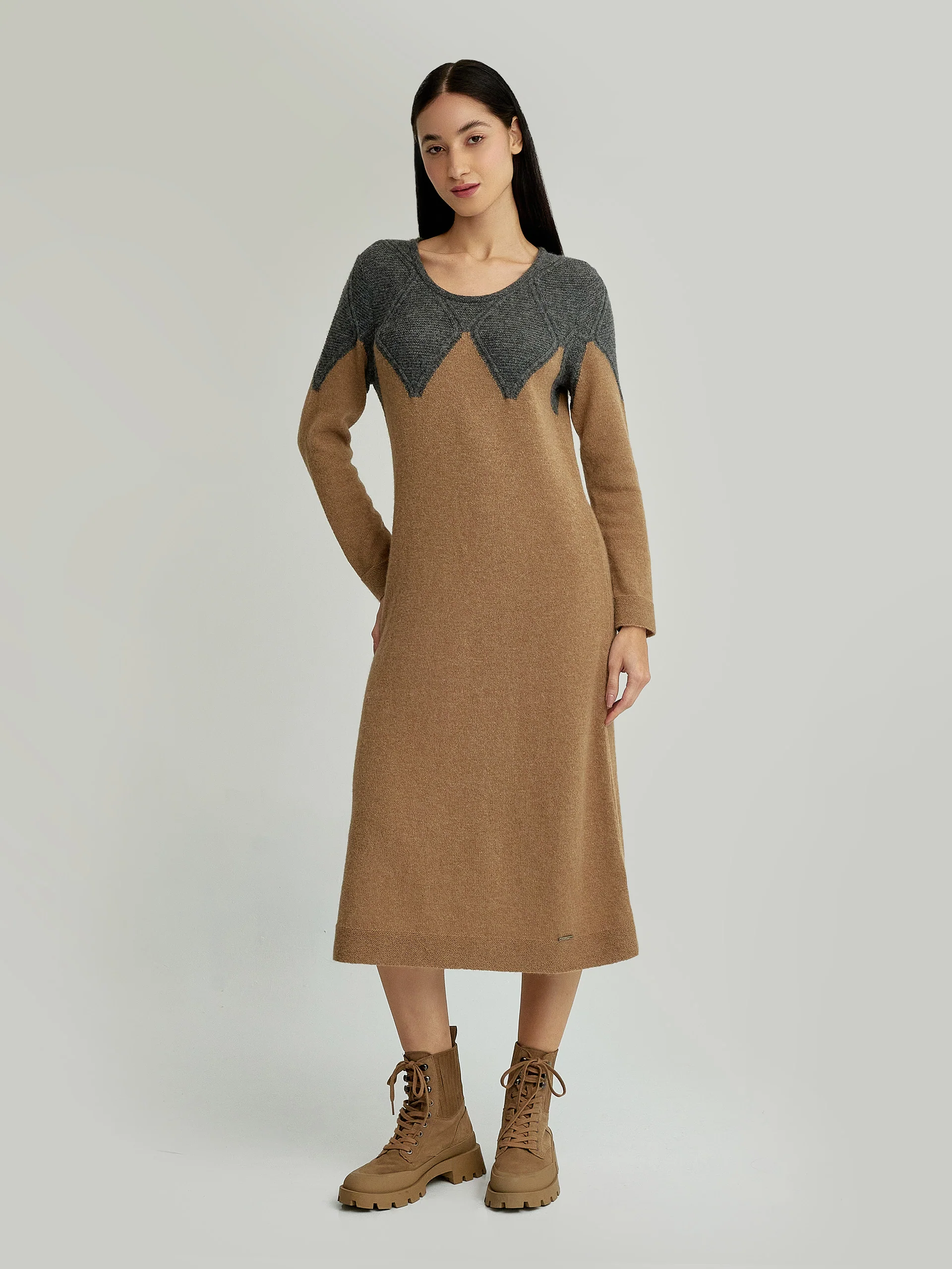 Yelissa Dress Baby Alpaca Color Camel - Image 4