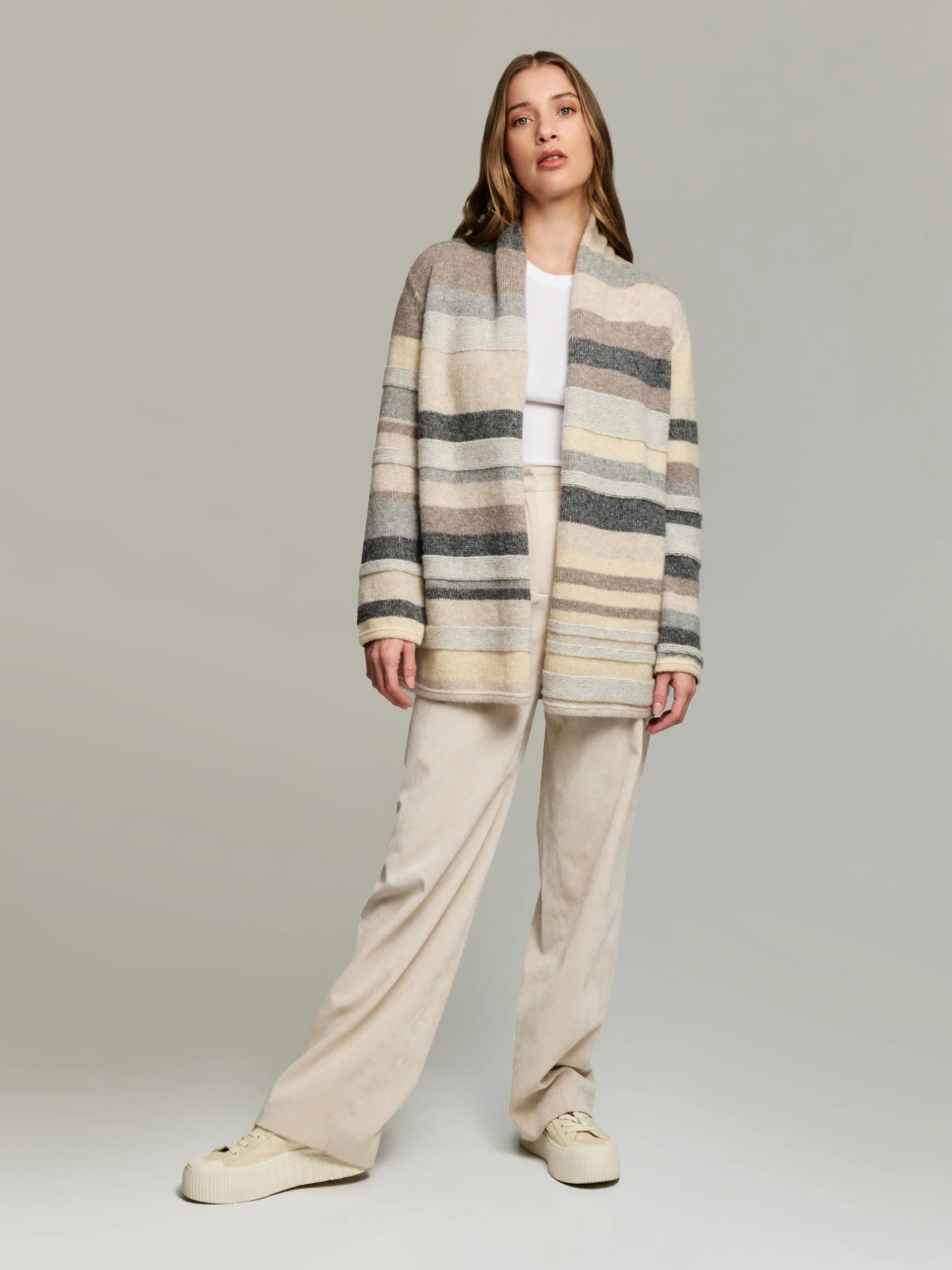 Yesterday Cardigan Baby Alpaca Color Beige - Image 4