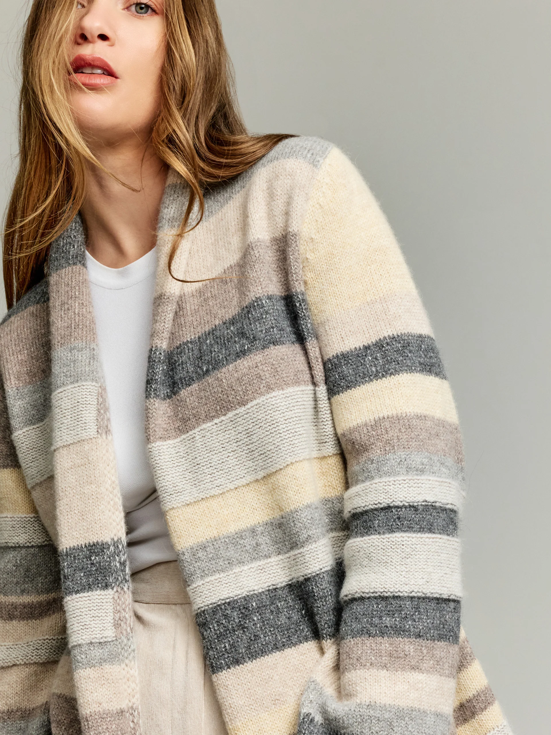 Yesterday Cardigan Baby Alpaca Color Beige - Image 5