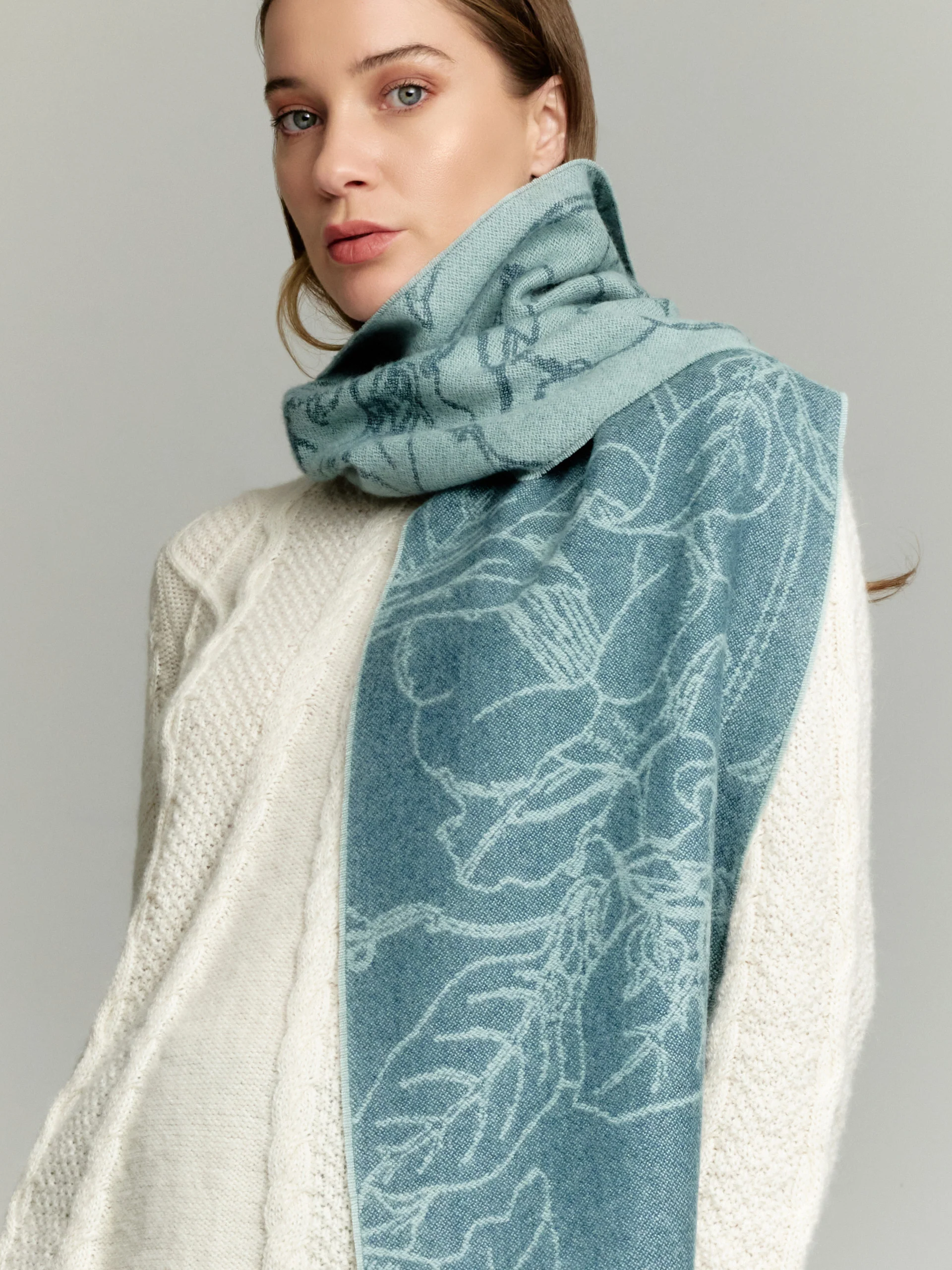 Yetzael Scarf Baby Alpaca Color Green - Image 3