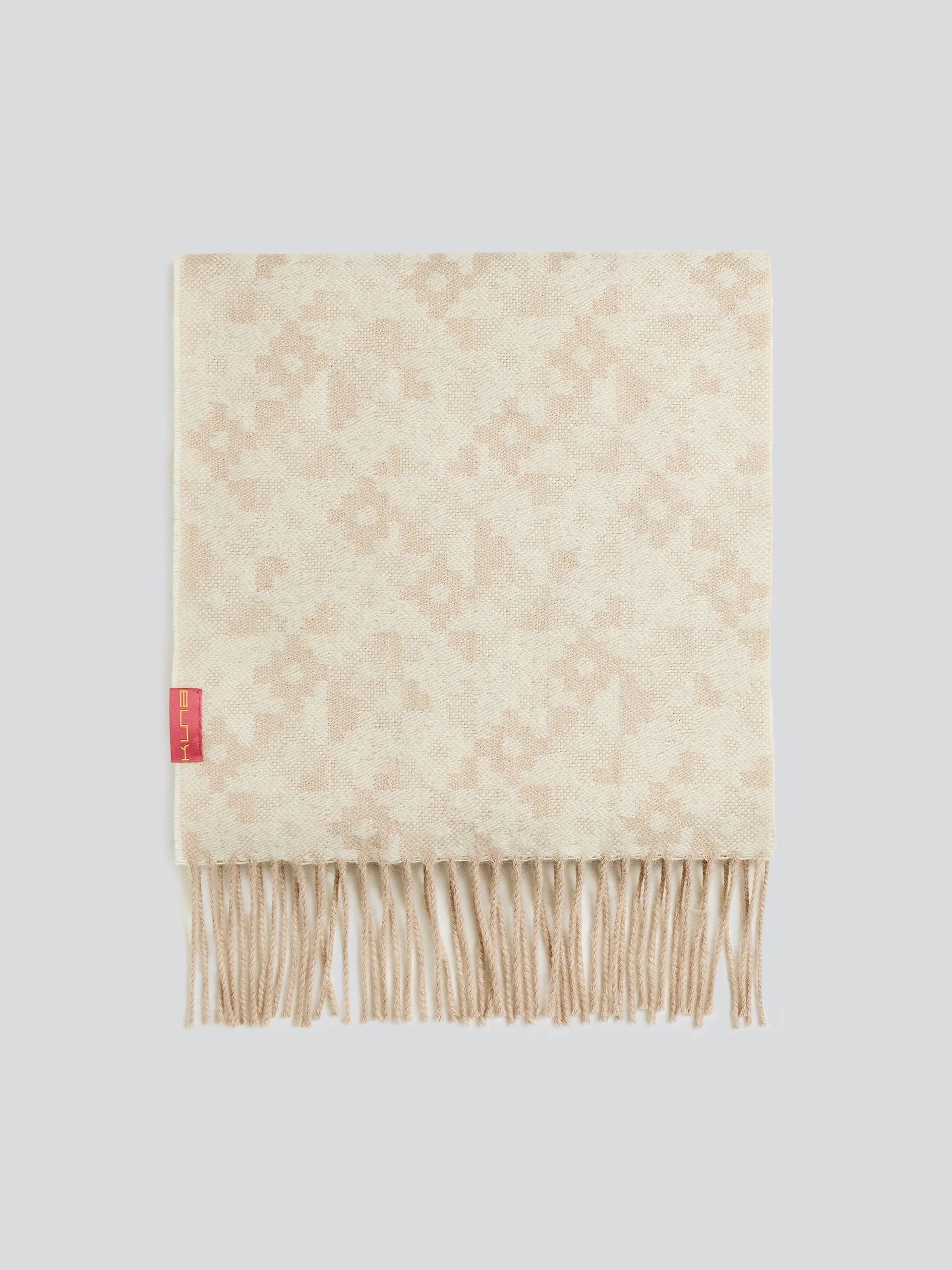 Yldis Scarf Baby Alpaca Color Beige - Image 2