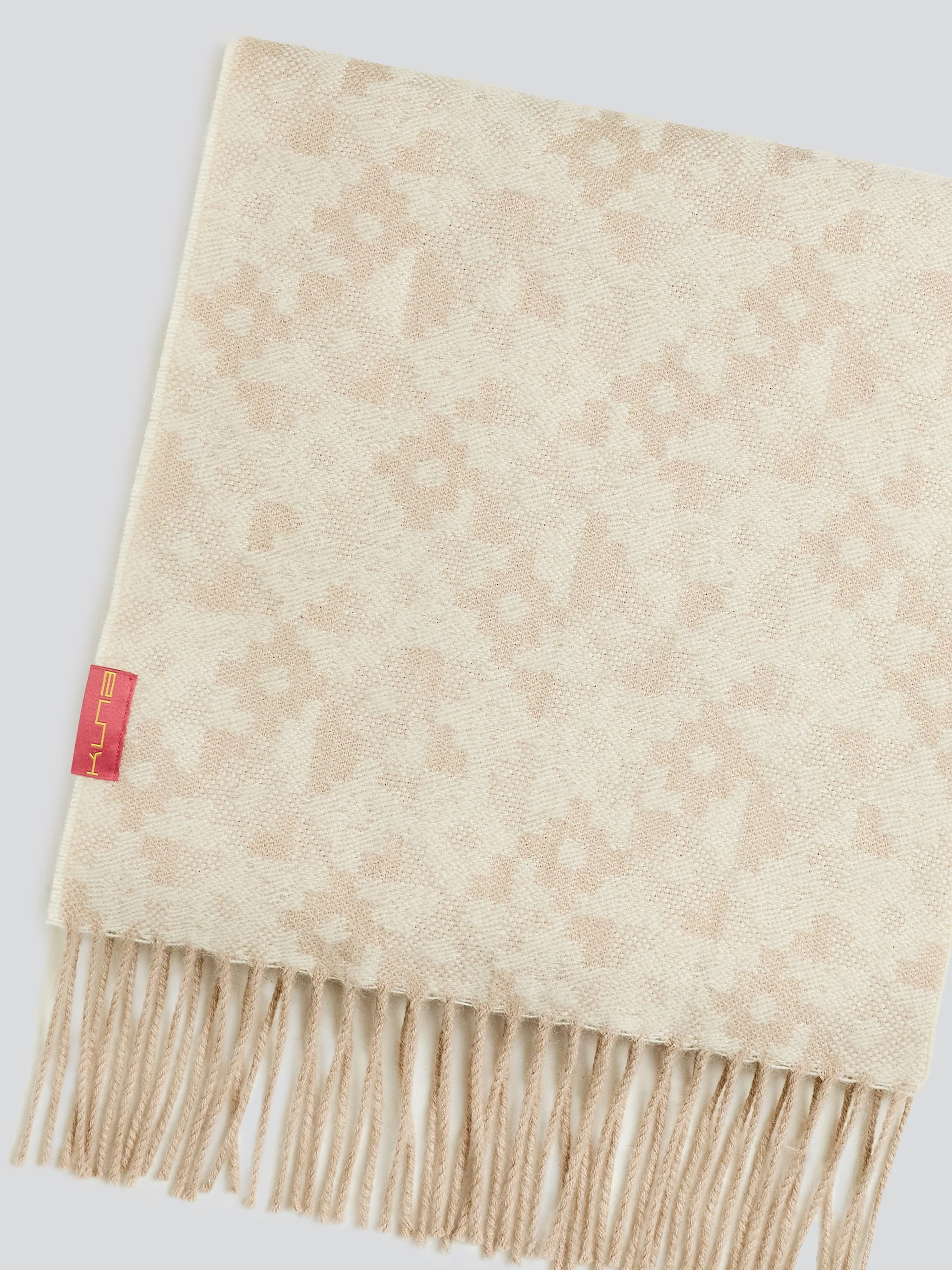 Yldis Scarf Baby Alpaca Color Beige - Image 6